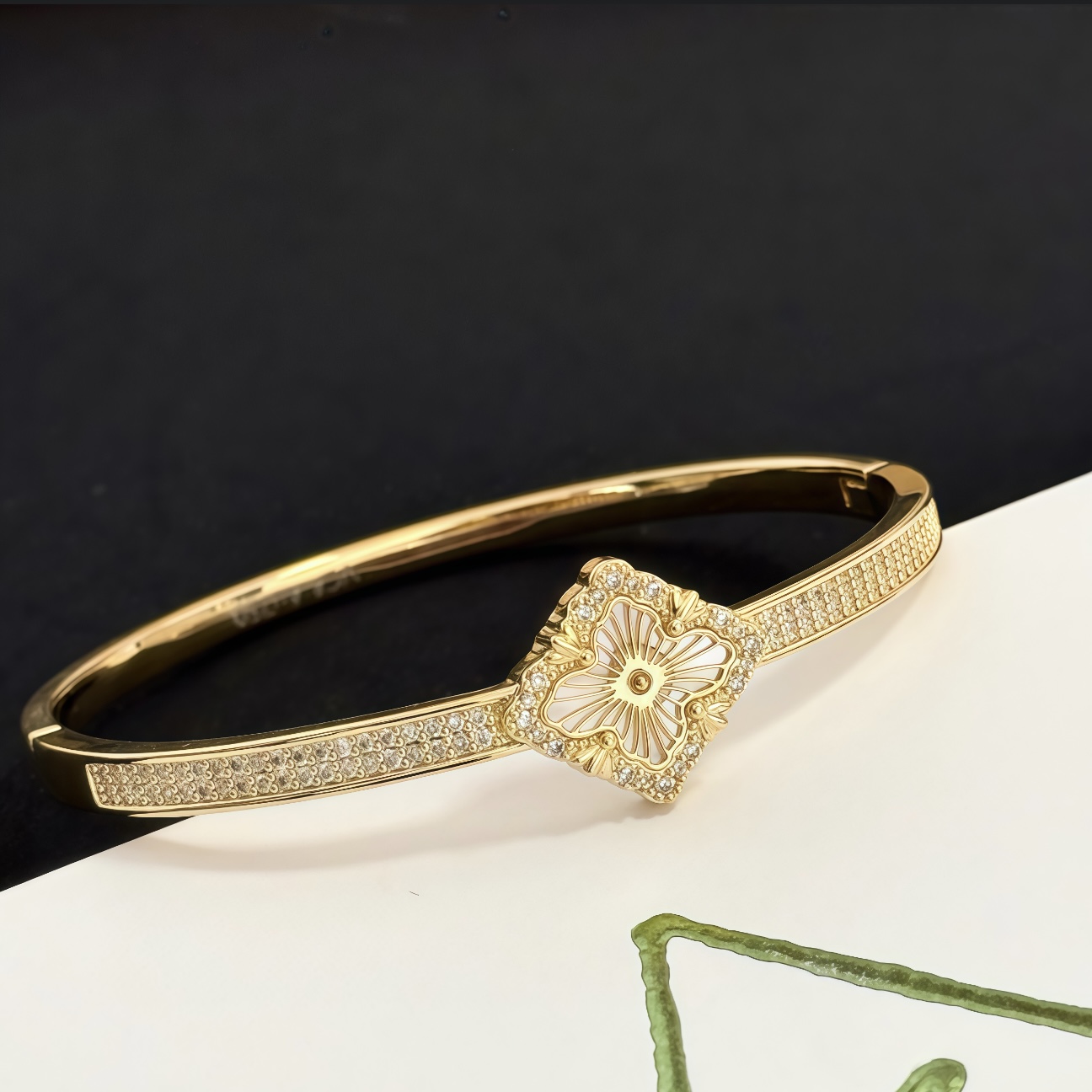 Van Cleef & Arpels Haute Couture Haute Joaillerie Fine Jewelry Earrings 5