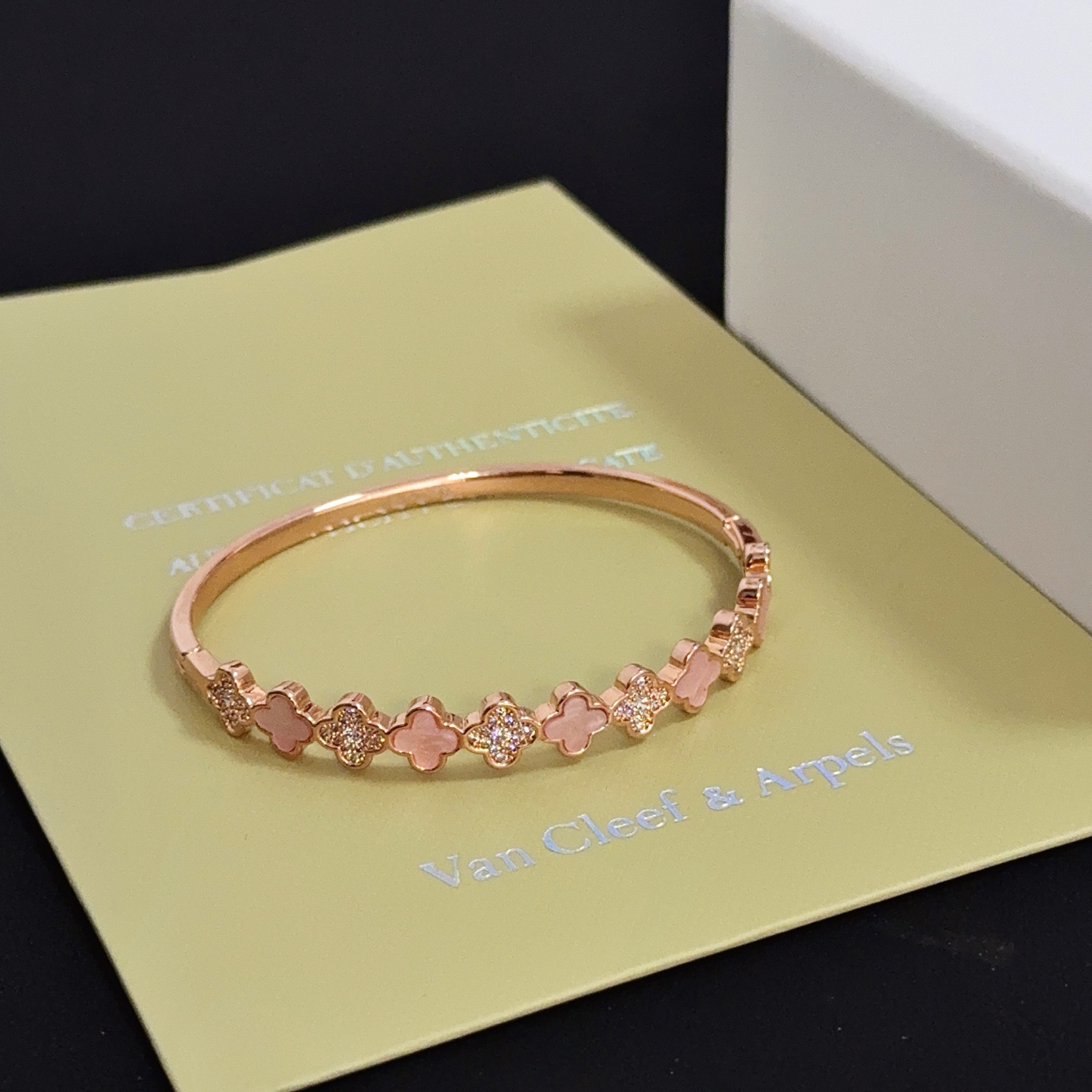 Van Cleef & Arpels Jewelry 〔 〕 VCA V — photo 8