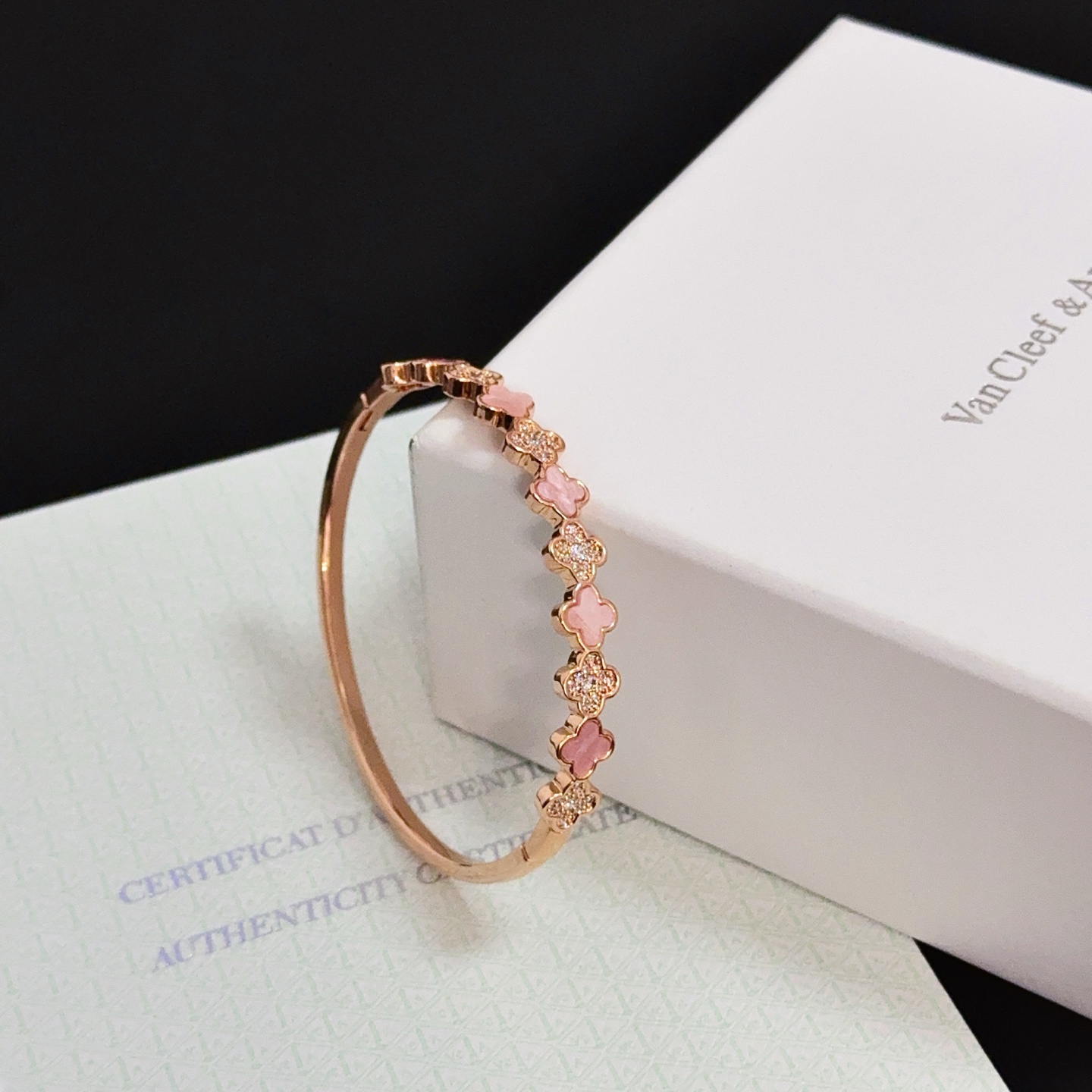 Van Cleef & Arpels Jewelry 〔 〕 VCA V — photo 7