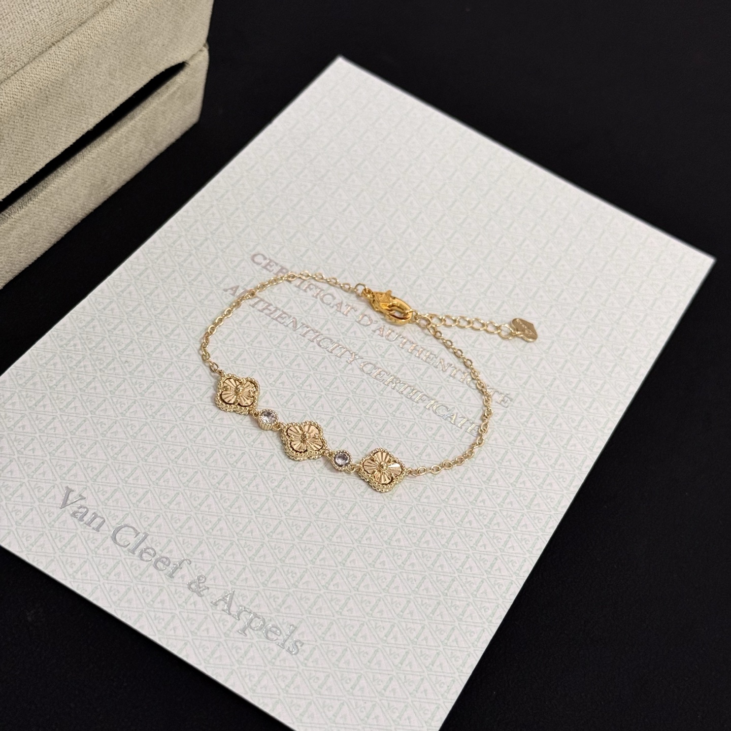Van Cleef & Arpels Jewelry 〔 〕VCA — photo 6