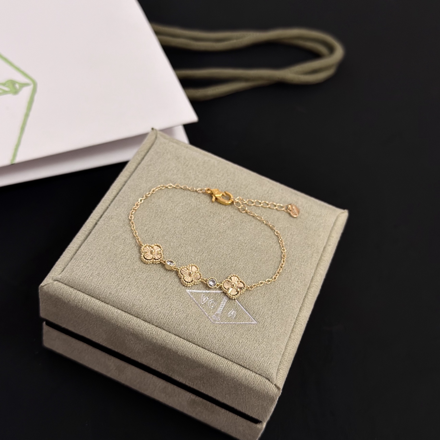 Van Cleef & Arpels Jewelry 〔 〕VCA — photo 5