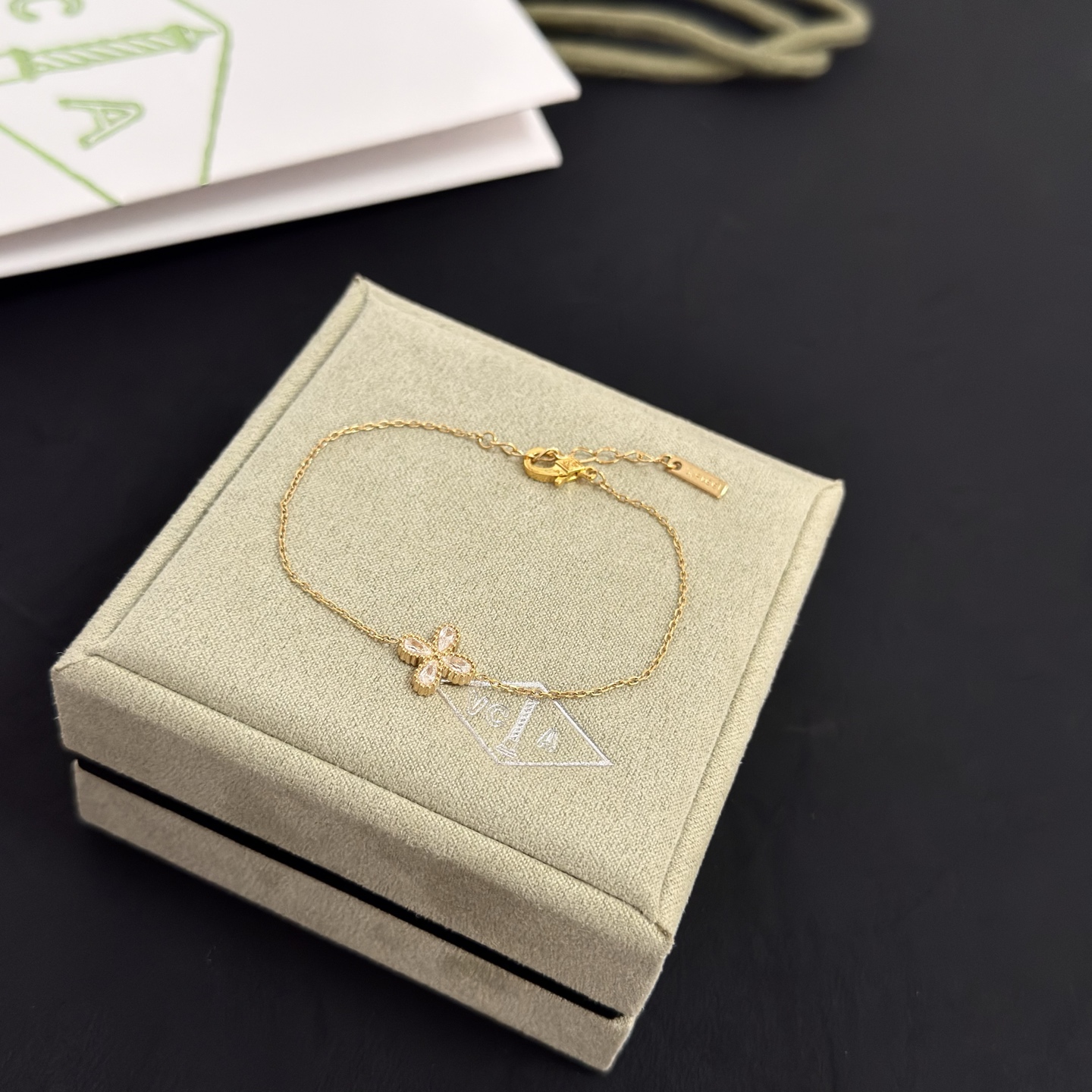Van Cleef Arpels Alhambra bracelet yellow gold with clear diamond accents 17cm