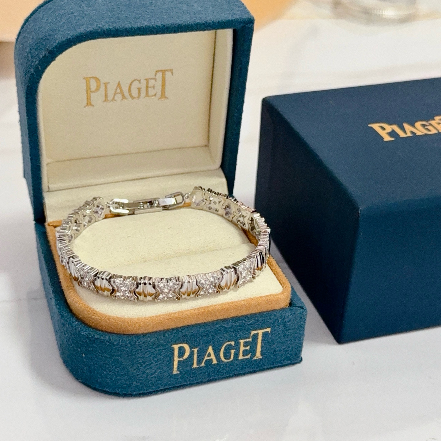 Piaget Sieraden Piaget V