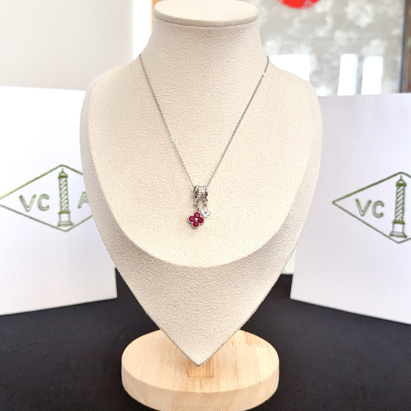 Van Cleef Arpels Alhambra Lucky Charms Pendant Necklace necklace silver-toned white gold with white diamonds and ruby red gemstones 42cm