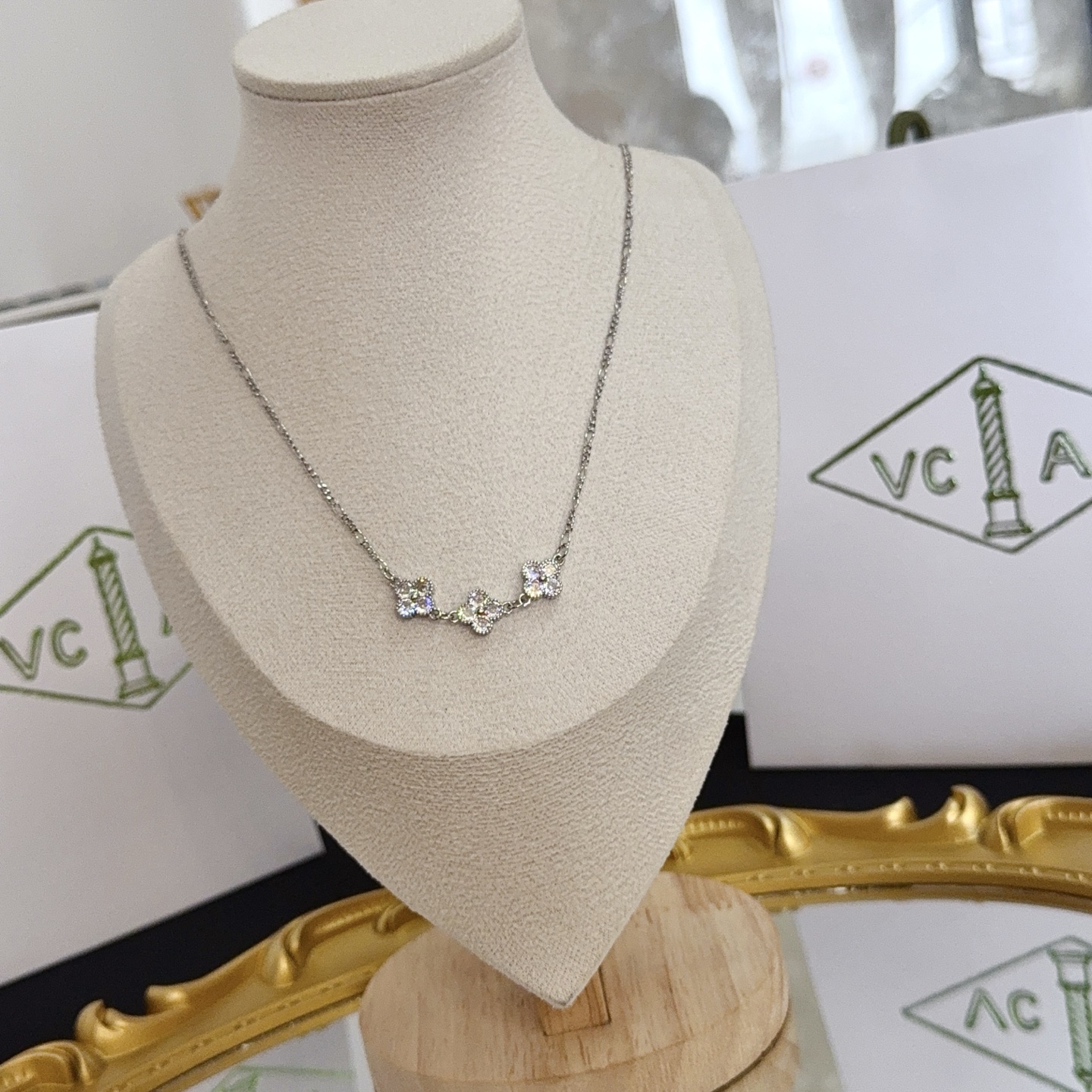 Van Cleef Arpels Alhambra necklace silver white gold with clear diamond accents 42cm