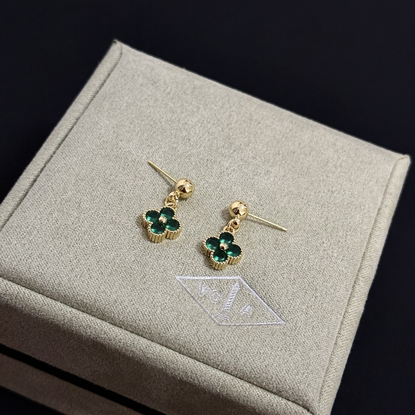 Van Cleef Arpels Alhambra earrings yellow gold metal with emerald green gemstones 10mm pendant drop
