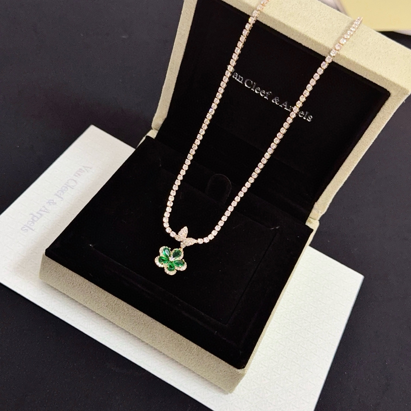〔精工原版〕爆款 VCA四叶草🍀梵克雅宝项链 V金等级 经典之作 官网同款 时尚潮流 采用多层次金属雕刻