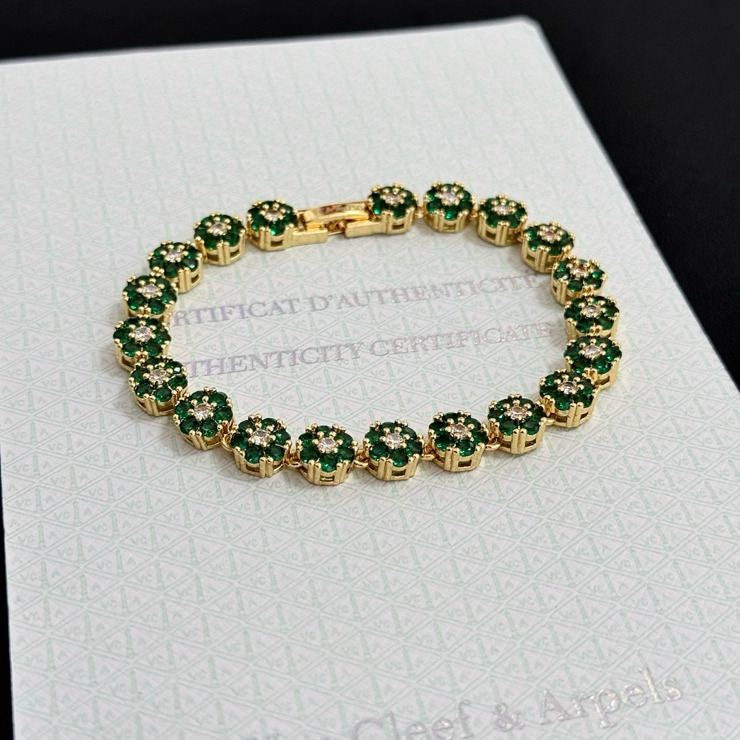 〔精工原版〕圣诞🎄爆款 VCA四叶草联名🍀梵克雅宝手链 V金等级 经典之作 官网同款 时尚潮流 采用多层