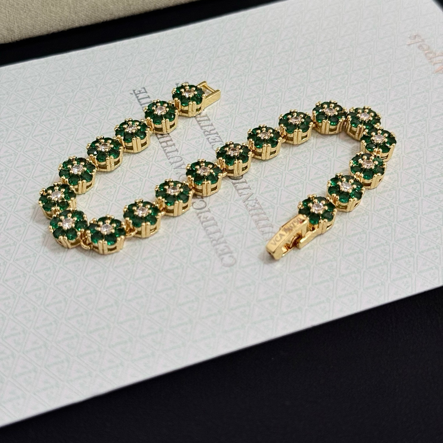 〔精工原版〕圣诞🎄爆款 VCA四叶草联名🍀梵克雅宝手链 V金等级 经典之作 官网同款 时尚潮流 采用多层