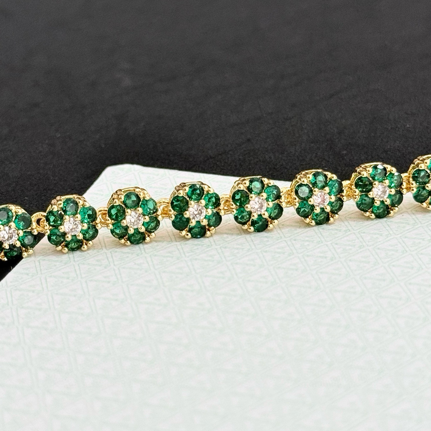 〔精工原版〕圣诞🎄爆款 VCA四叶草联名🍀梵克雅宝手链 V金等级 经典之作 官网同款 时尚潮流 采用多层