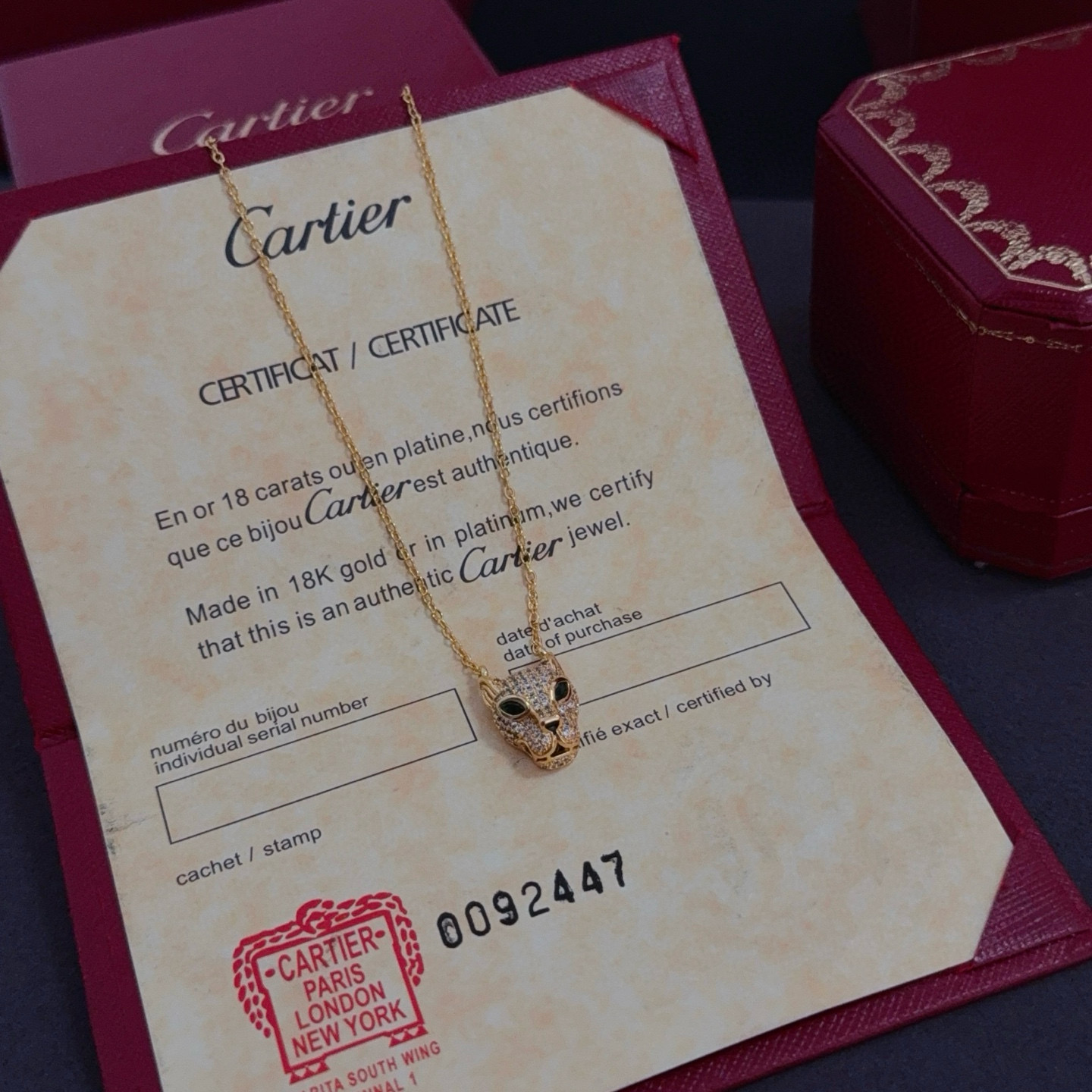 Cartier 卡地亚镶钻豹头项链 高端定制版本 镶嵌钻工艺 V金材质 而 风格 用凌厉线条重构爱情美学 打破常规