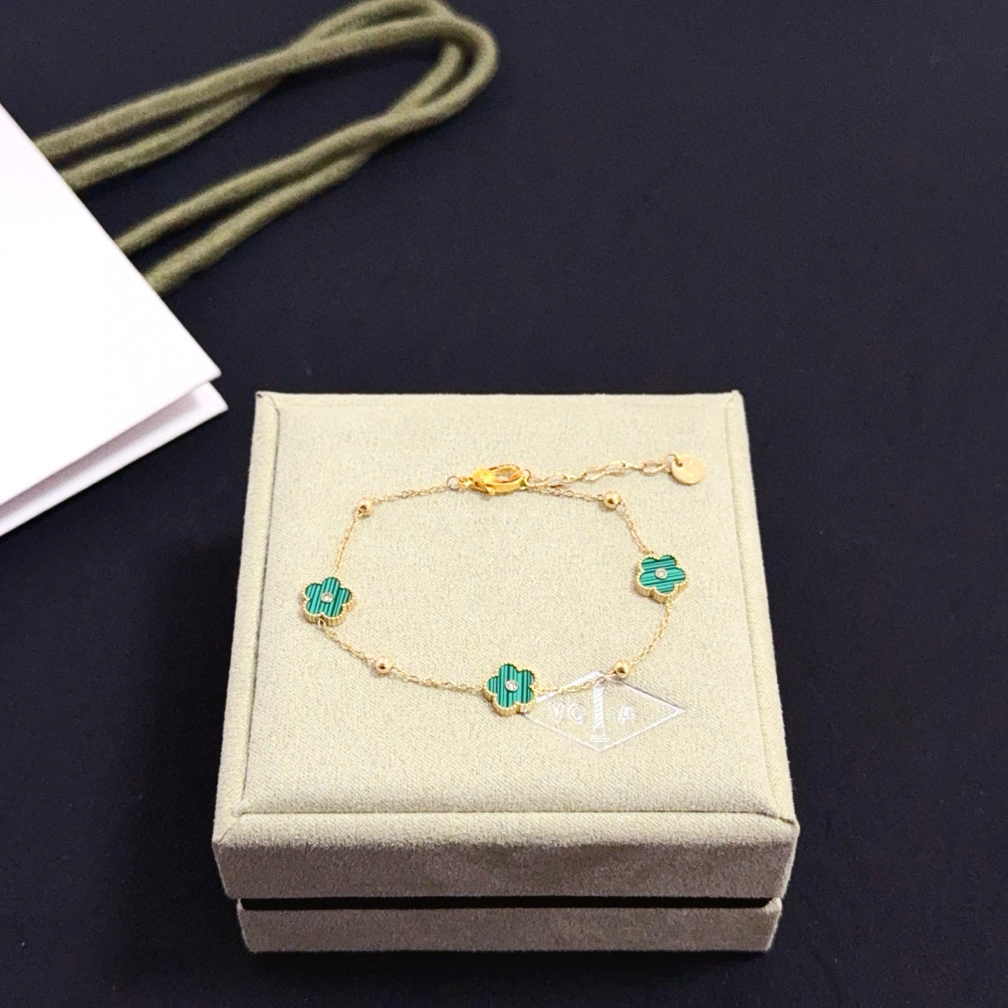 〔精工原版〕爆款 VCA四叶草🍀梵克雅宝手链 V金等级 经典之作 官网同款 时尚潮流 采用多层次金属雕刻