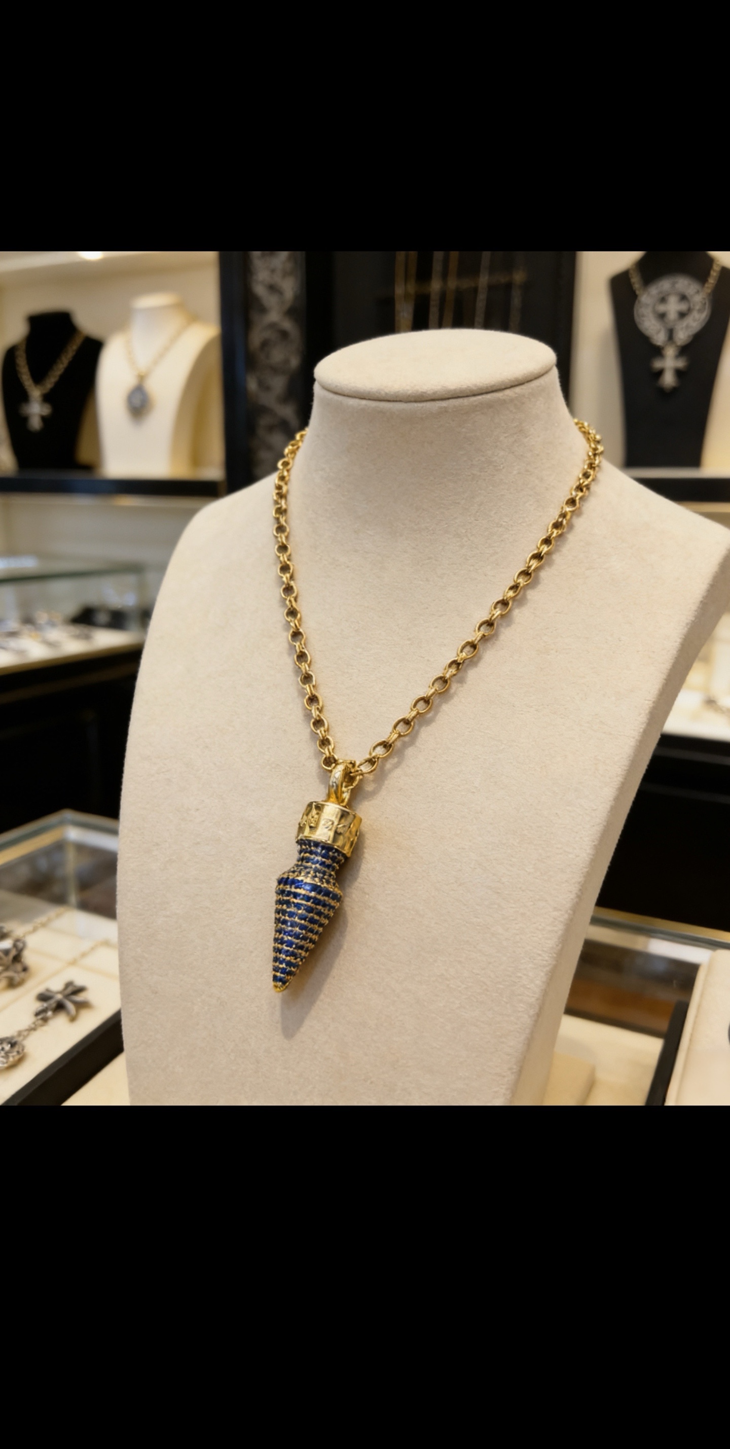 新款【专柜品质】Chrome Hearts克罗心项链 子弹吊坠 凹凸造型不同的花纹设计风格 呈现出与众不