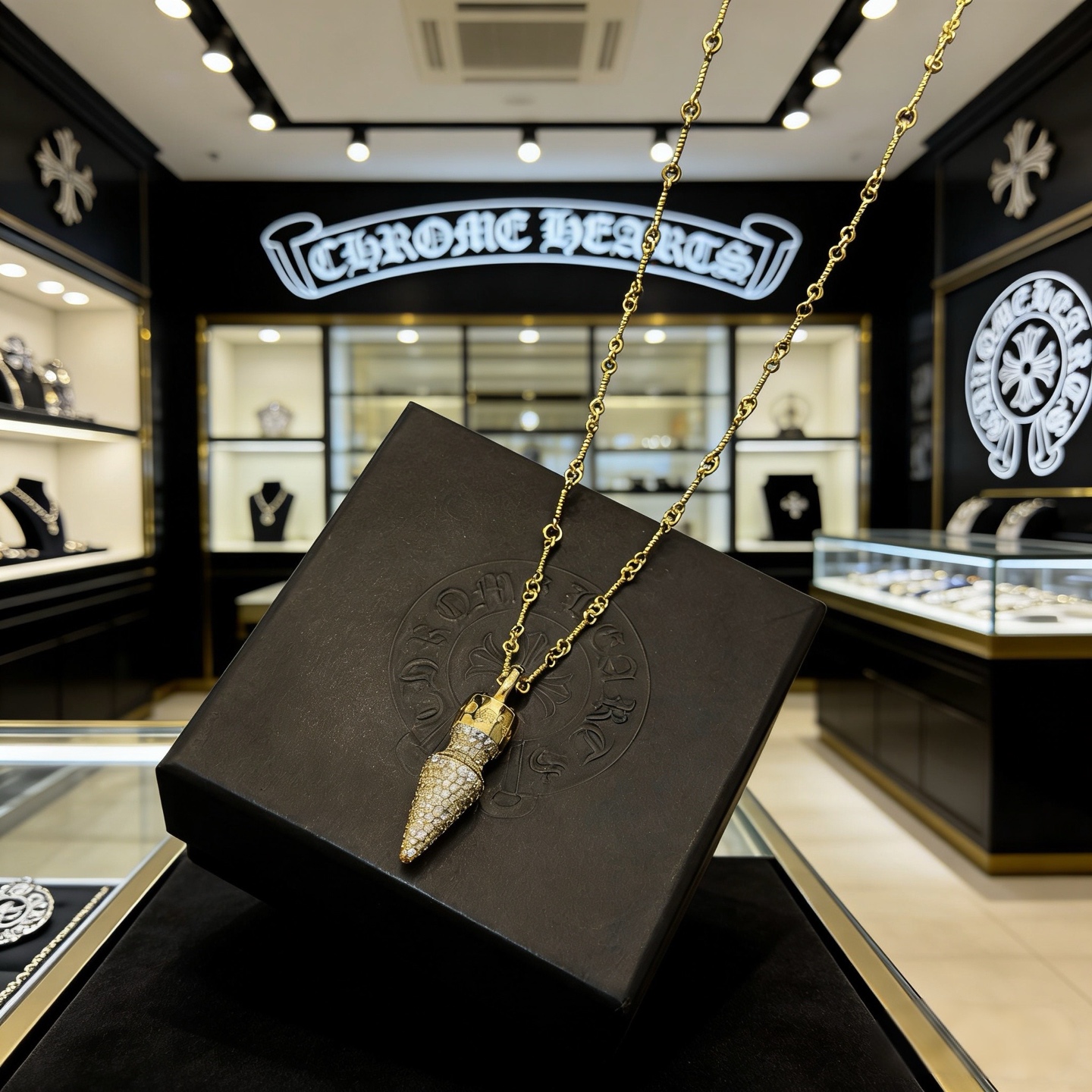 新款【专柜品质】Chrome Hearts克罗心项链 子弹吊坠 凹凸造型不同的花纹设计风格 呈现出与众不