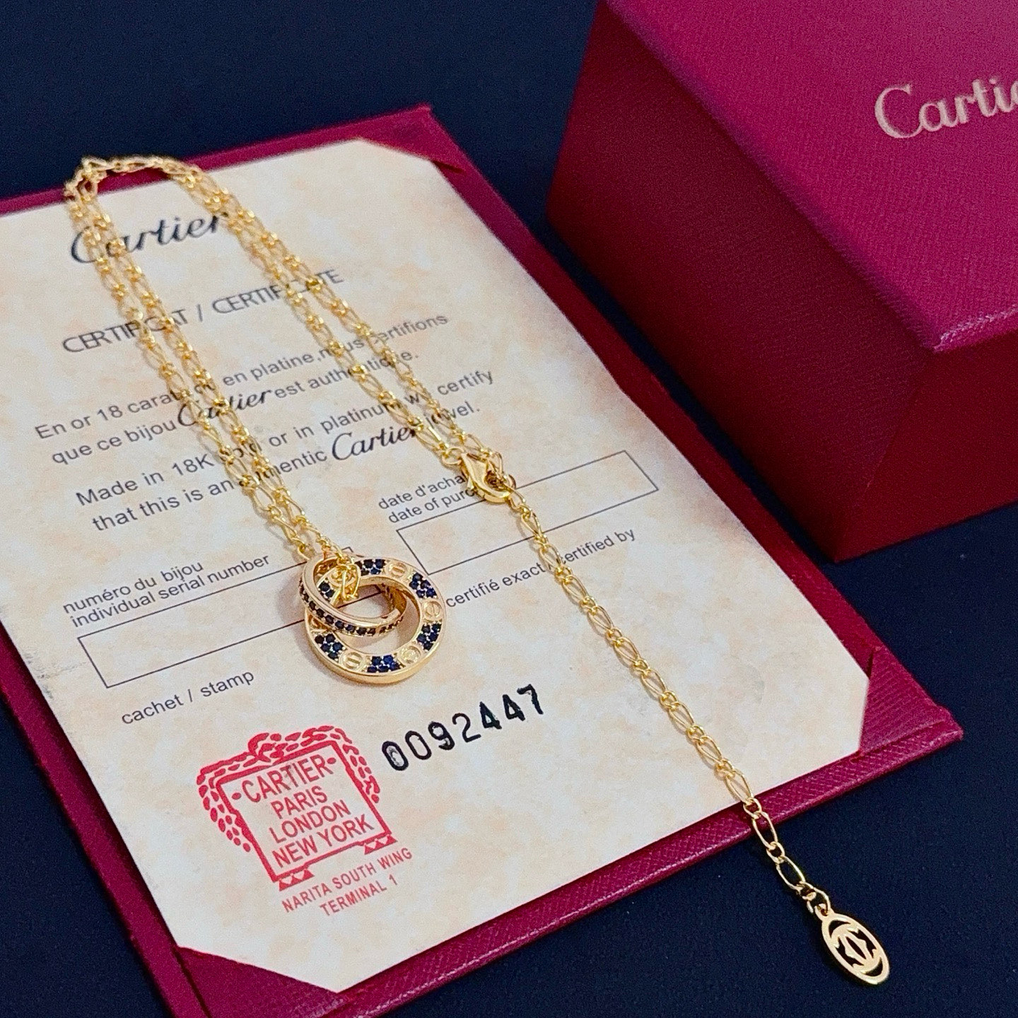 卡地亚镶钻项链 高端定制版本 镶嵌钻工艺 V金材质 经典而时尚风格 用凌厉线条重构爱情美学！打破常规，镶