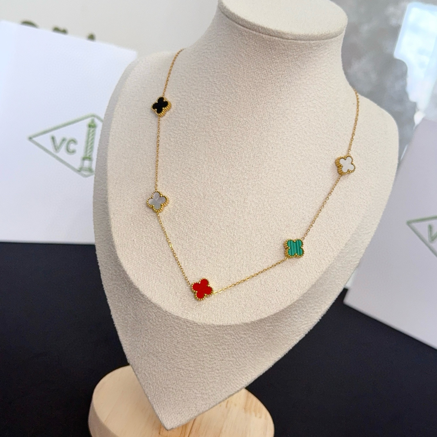 〔精工原版〕爆款 VCA四叶草🍀梵克雅宝项链 V金等级 经典之作 官网同款 时尚潮流 采用多层次金属雕刻