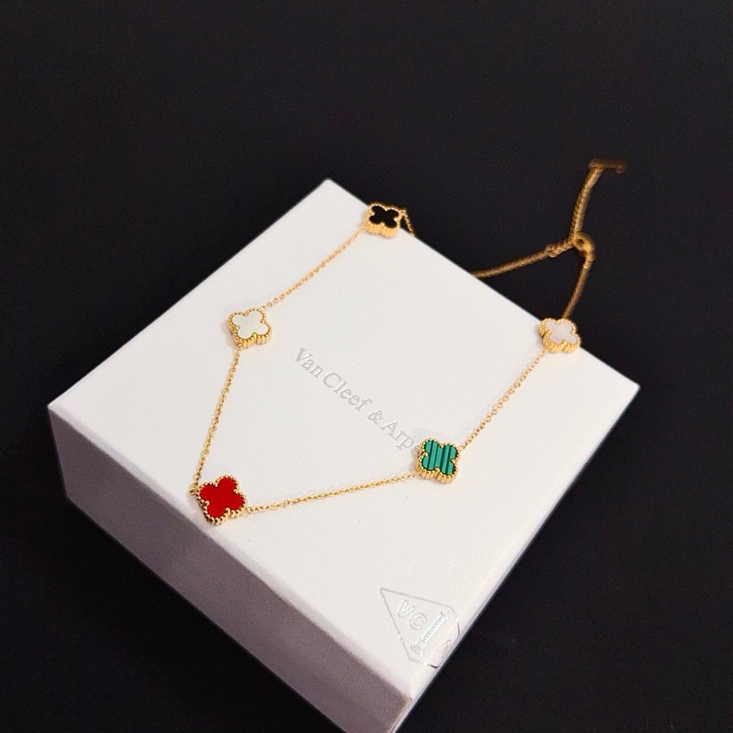 〔精工原版〕爆款 VCA四叶草🍀梵克雅宝项链 V金等级 经典之作 官网同款 时尚潮流 采用多层次金属雕刻