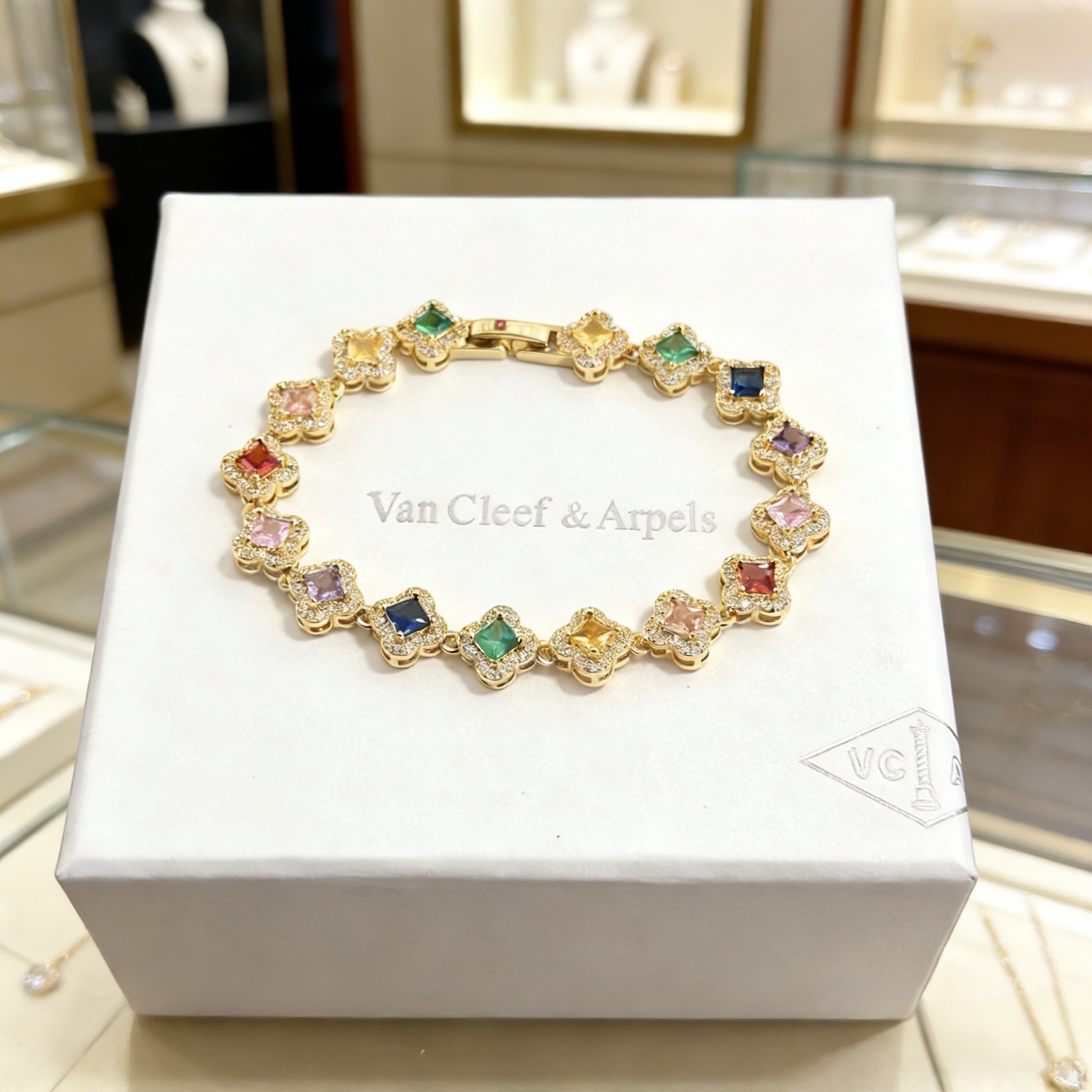 〔精工原版〕爆款 VCA四叶草🍀梵克雅宝手链 V金等级 经典之作 官网同款 时尚潮流 采用多层次金属雕刻