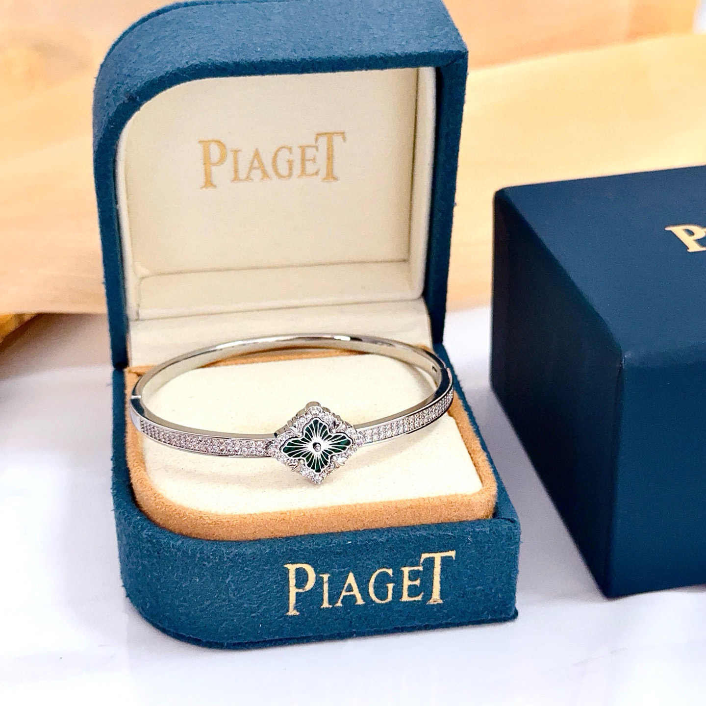 〔精工原版〕圣诞🎄爆款 VCA四叶草🍀梵克雅宝手镯 V金等级 经典之作 官网同款 时尚潮流 采用多层次金