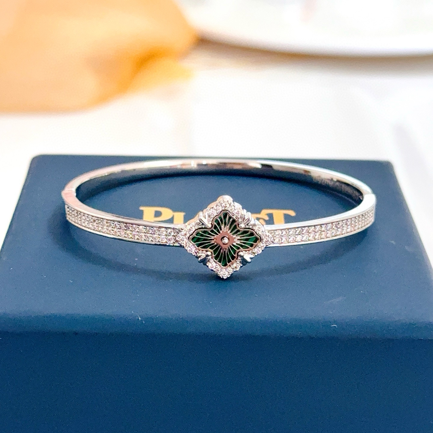 〔精工原版〕圣诞🎄爆款 VCA四叶草🍀梵克雅宝手镯 V金等级 经典之作 官网同款 时尚潮流 采用多层次金