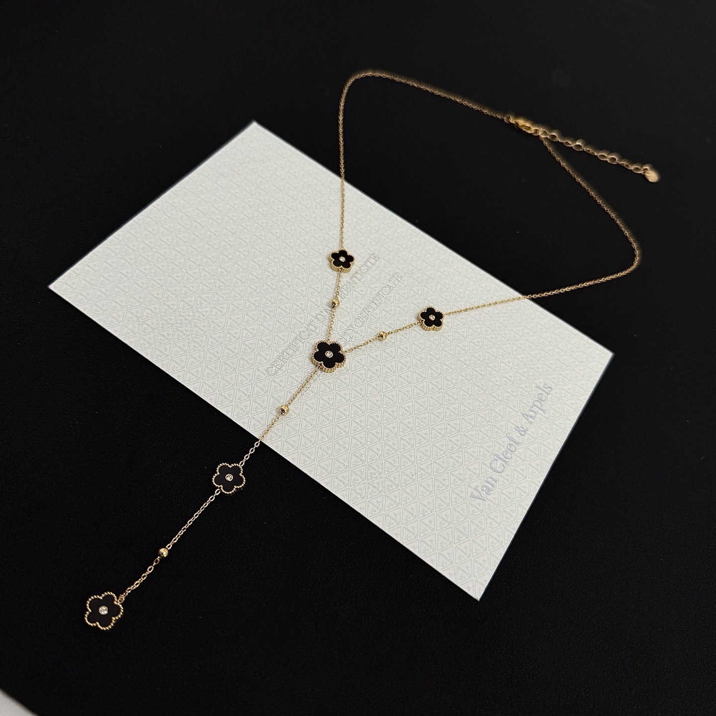 〔精工原版〕VCA四叶草🍀梵克雅🍛项链，经典之作 官网同款 时尚潮流 采用多层次金属雕刻设计 使花瓣更立