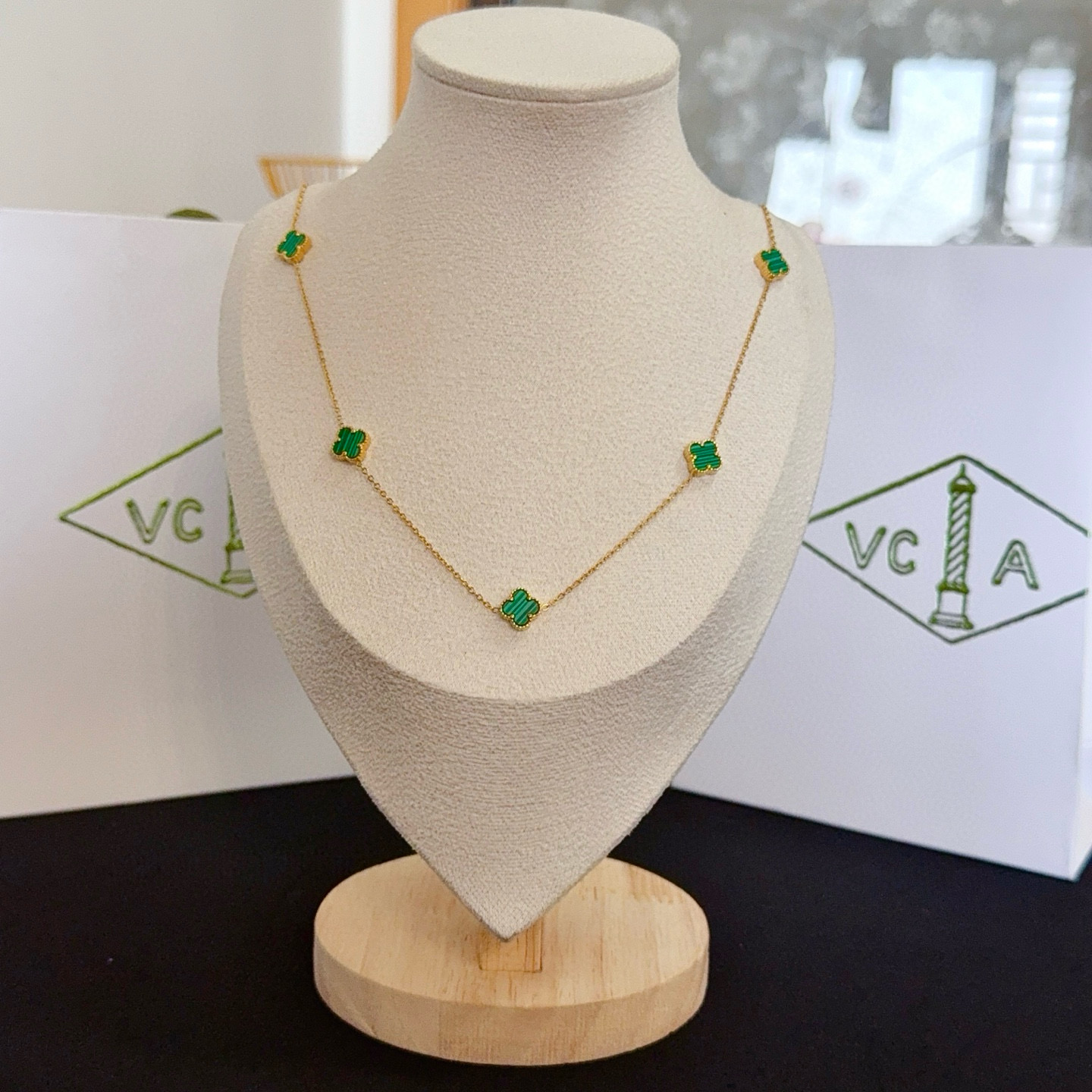 〔精工原版〕VCA四叶草🍀梵克雅🍛项链，经典之作 官网同款 时尚潮流 采用多层次金属雕刻设计 使花瓣更立