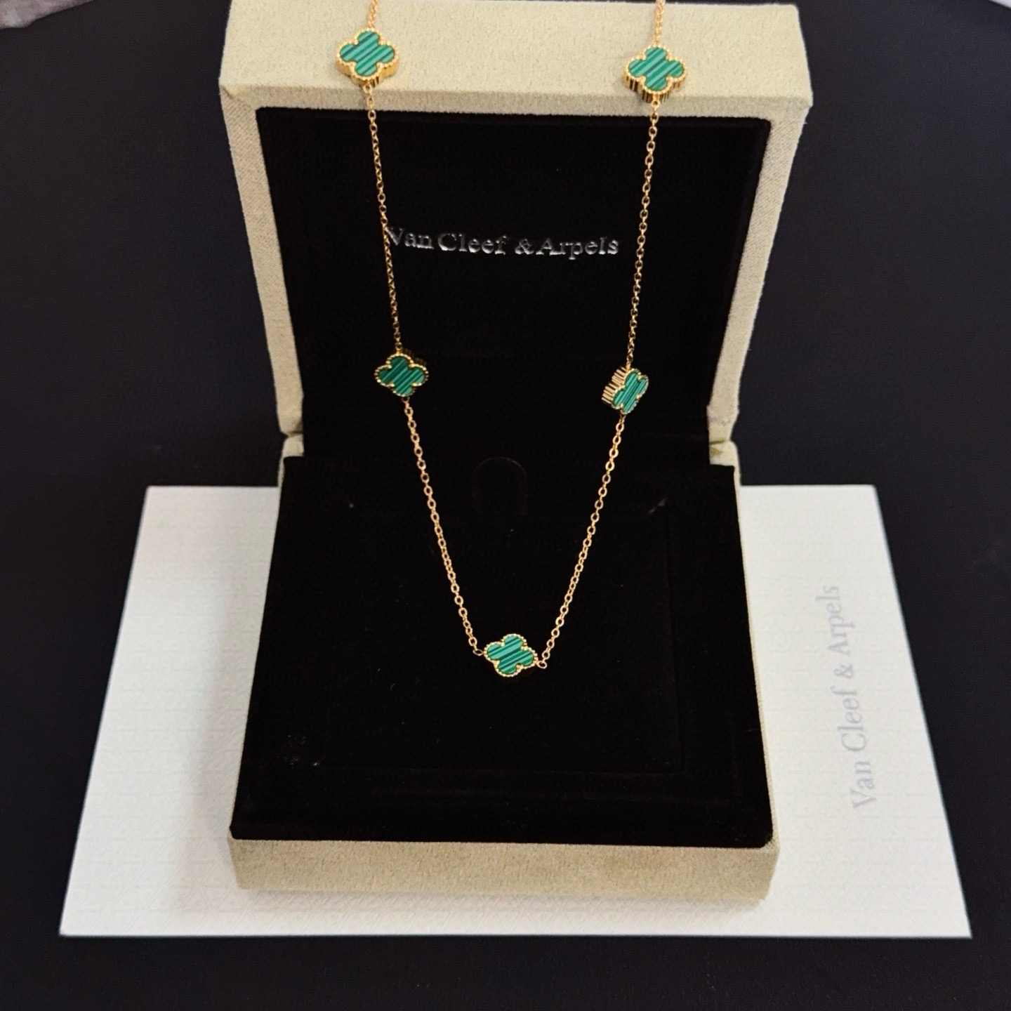 〔精工原版〕VCA四叶草🍀梵克雅🍛项链，经典之作 官网同款 时尚潮流 采用多层次金属雕刻设计 使花瓣更立