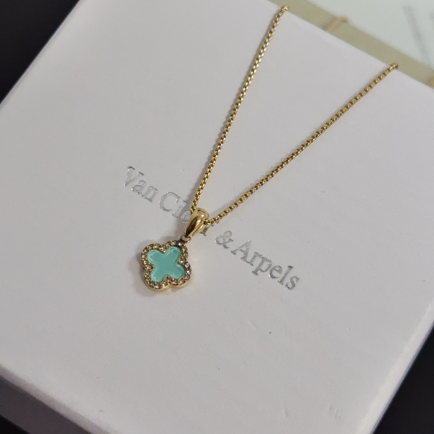 〔精工原版〕爆款 VCA四叶草🍀梵克雅宝项链 V金等级 经典之作 官网同款 时尚潮流 采用多层次金属雕刻