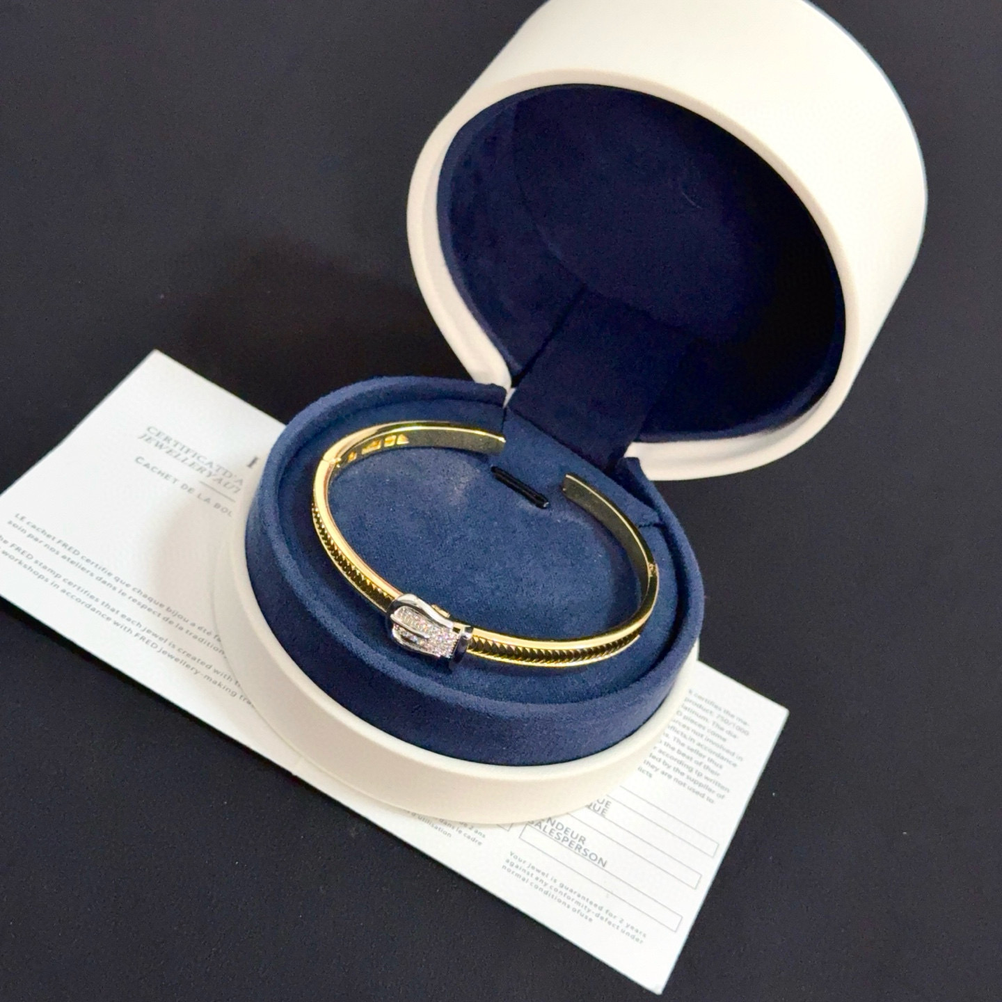 ❤火爆🎉 𝗙𝗥𝗘𝗗 费雷德满钻马蹄扣手镯 经典百搭，网红达人 时尚一族备必‬单品，时尚精致，1：1对版定