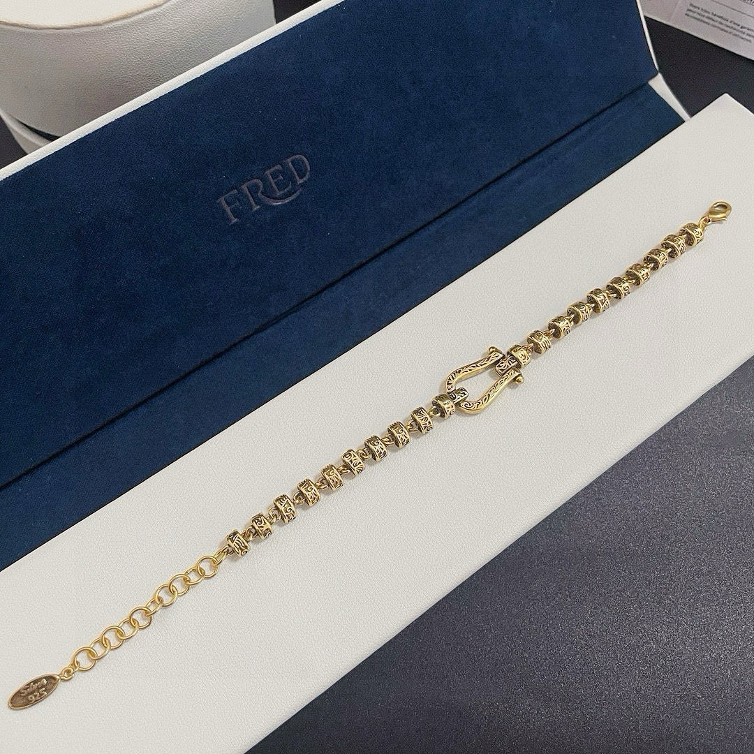 🎉 𝗙𝗥𝗘𝗗 费雷德马蹄扣手链，精工微镶，高端定制，专柜材质，加厚电镀工艺，带logo，简约又有高级感，