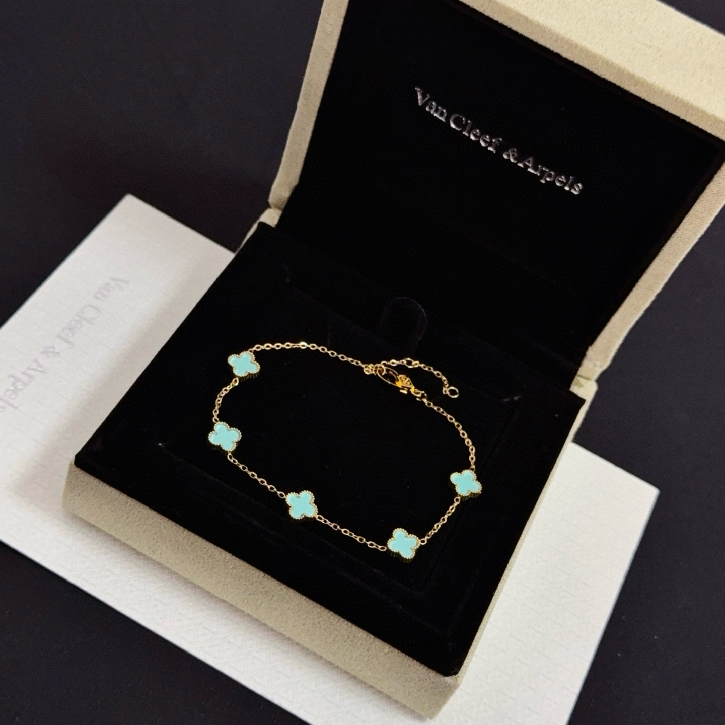 〔精工原版〕VCA四叶草🍀梵克雅🍛手链 经典之作 官网同款 时尚潮流 采用多层次金属雕设计 使花瓣更立体