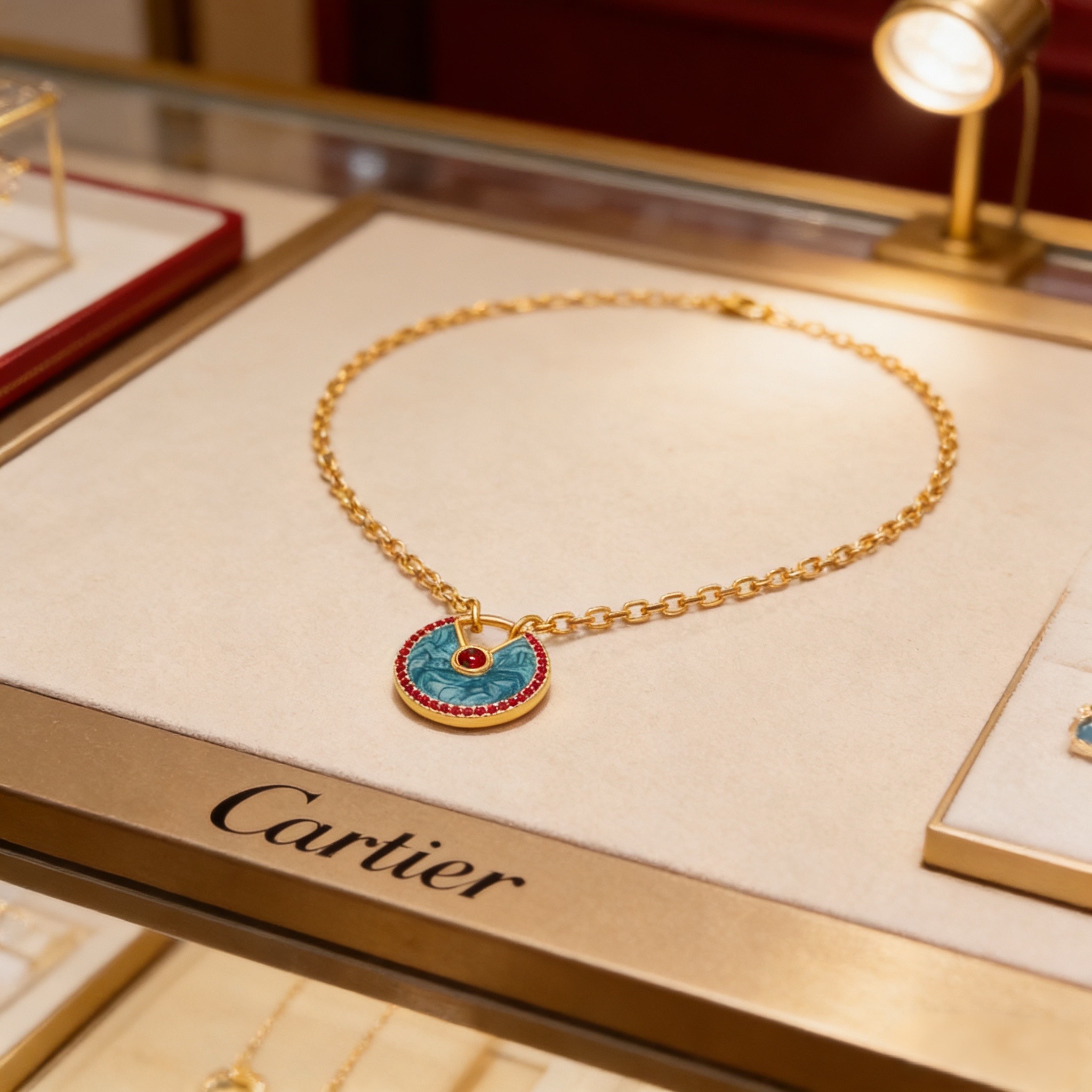 NO:754903,Cartier diamond-encrusted necklace, high-end customized version, diamond-encrusted craftsmanship, V gold material, classic and fashionable style, reconstruct the aesthetics of love with sharp lines!  Breaking the rules, the diamond-encrusted design actually achieves the ceiling of high-end sense - no need for flashy accumulation, love should be as pure as ever. Cartier is loved by many celebrities and Internet celebrities. The Leopard series bracelet is absolutely an eternal classic, and it is not limited to men and women, and there is no age limit!  Wear it and you will be the center of attention!  , jewelry boutique,cartier,necklace,bracelet19860909卡地亚镶钻项链 高端定制版本 镶嵌钻工艺 V金材质 经典而时尚风格 用凌厉线条重构爱情美学！打破常规,镶嵌钻设计反而成就高级感天花板——无需浮华堆砌,爱本应纯粹如初 卡地亚受众多明星网红的爱戴 豹子系列手镯 绝对是永恒经典 而且男女不限 年龄不限 ！戴上它你就是焦点！,饰品精品,cartier,necklace,bracelet,Jewelry