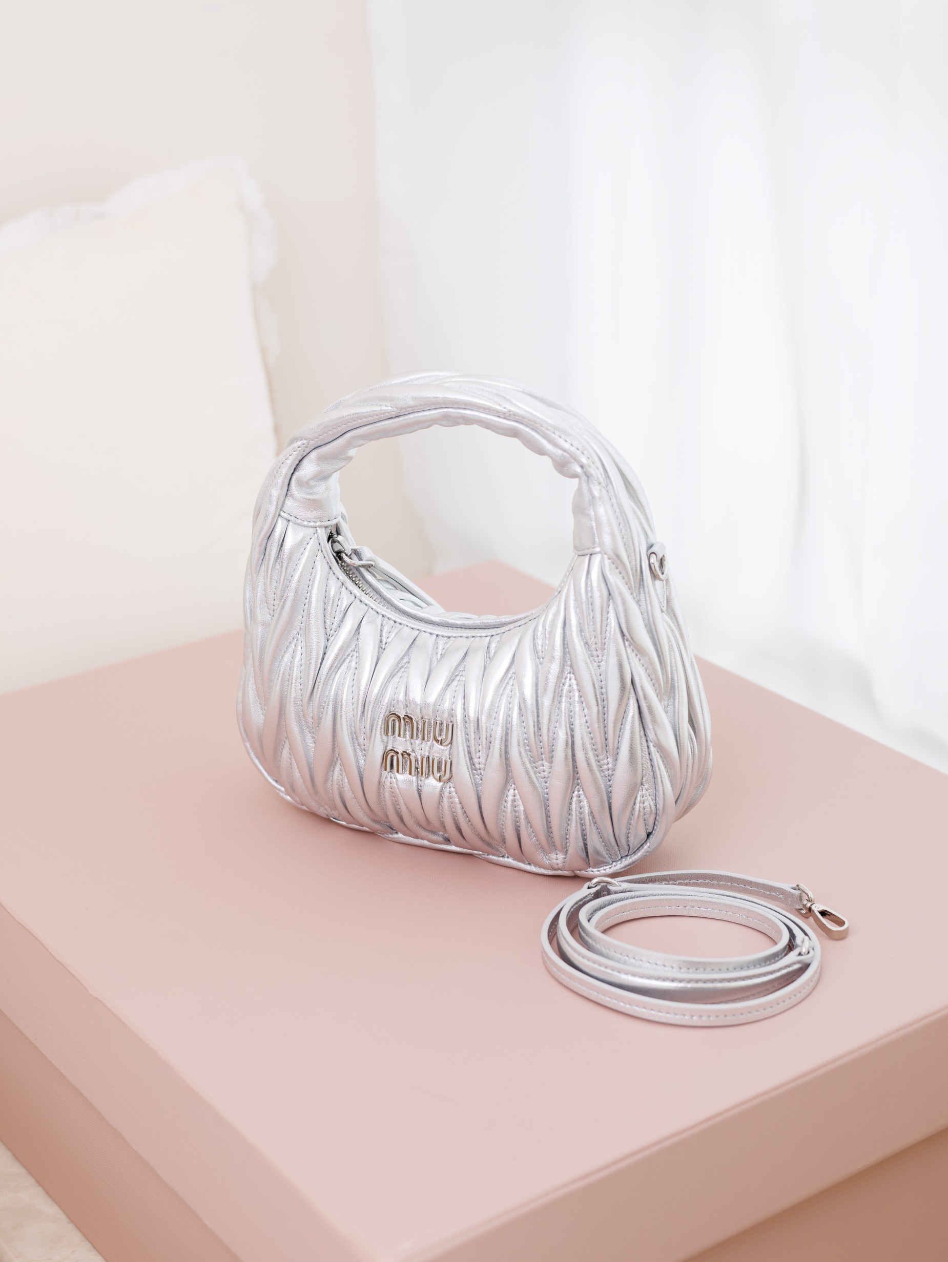 Alternative view of Miu Miu Handbag 10562
