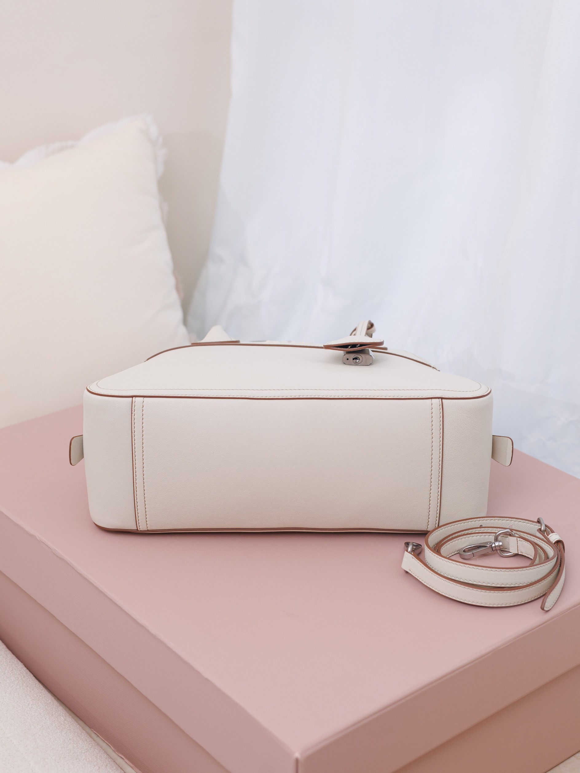 미우미우 131396 가방 Miu Miu Bag 썸네일 이미지