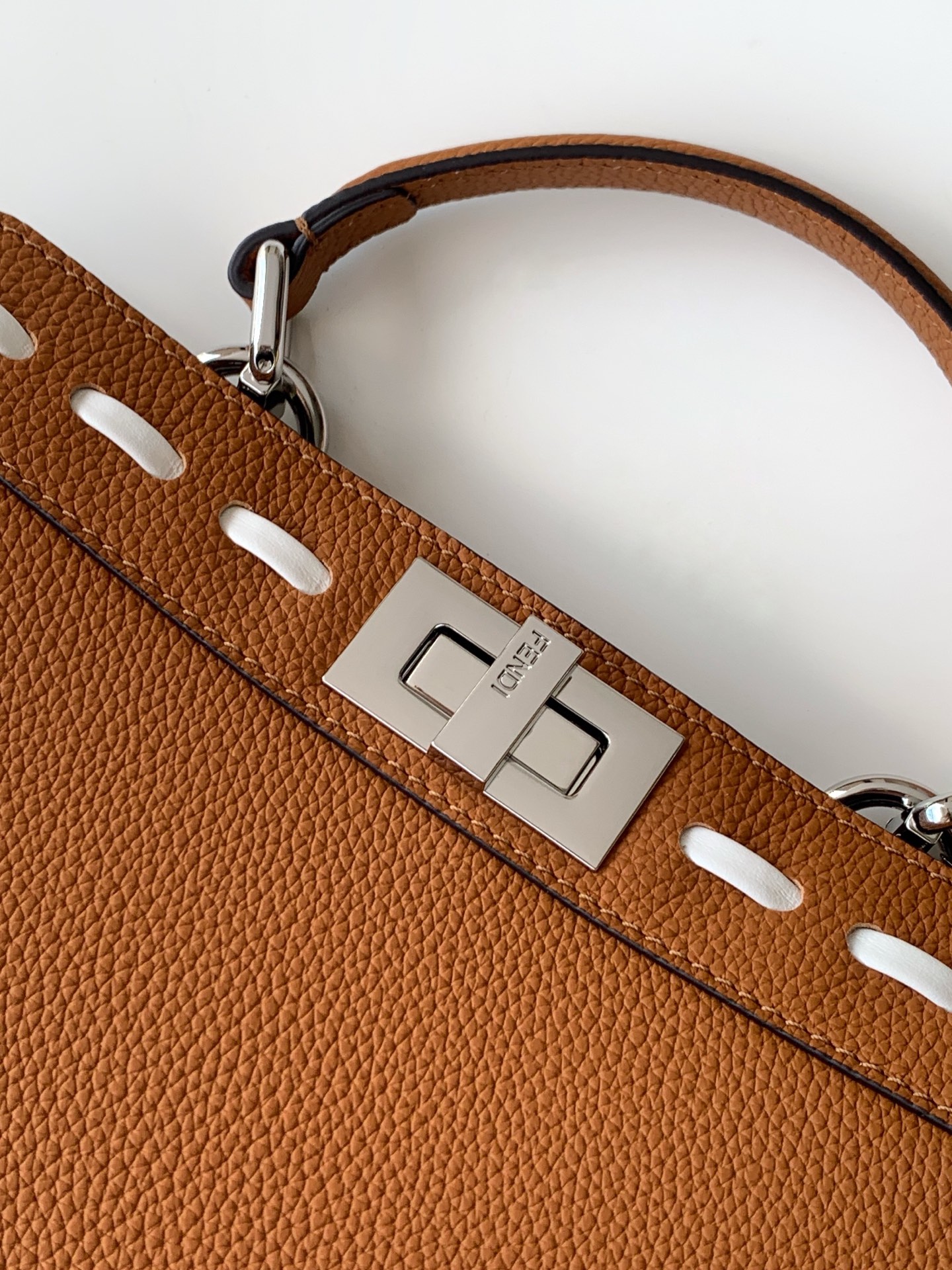 fendi peekaboo iseeu small selleria brown bag