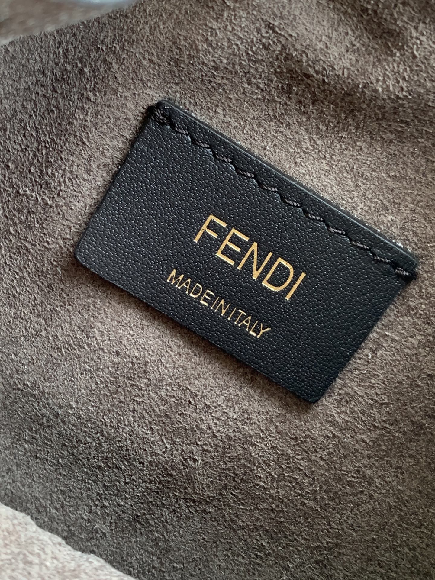 fendi mon tresor crystal mini bucket bag
