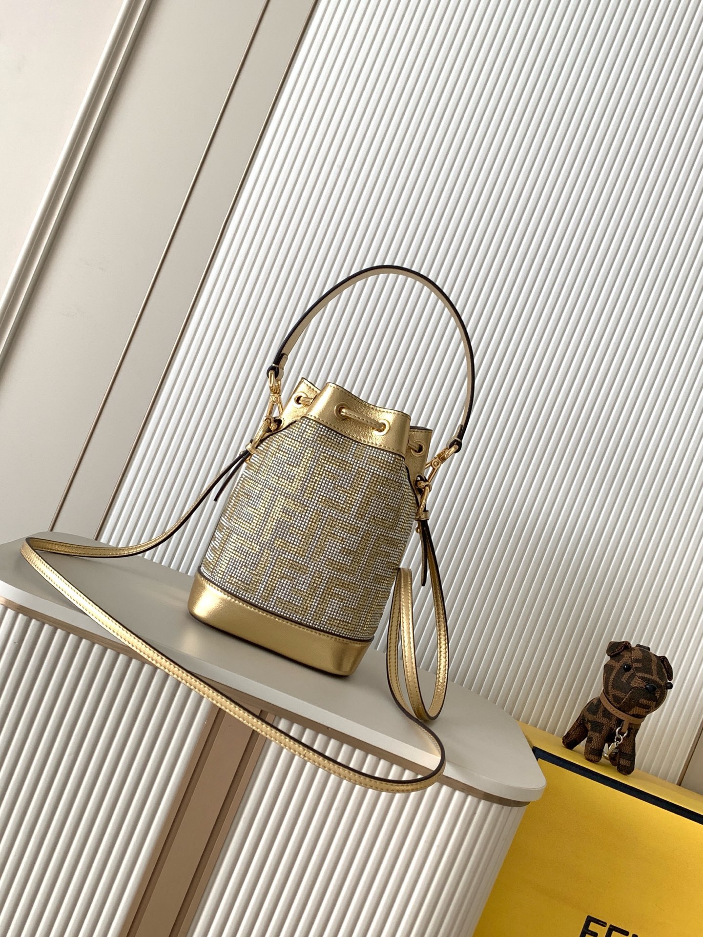 fendi mon tresor crystal mini bucket bag