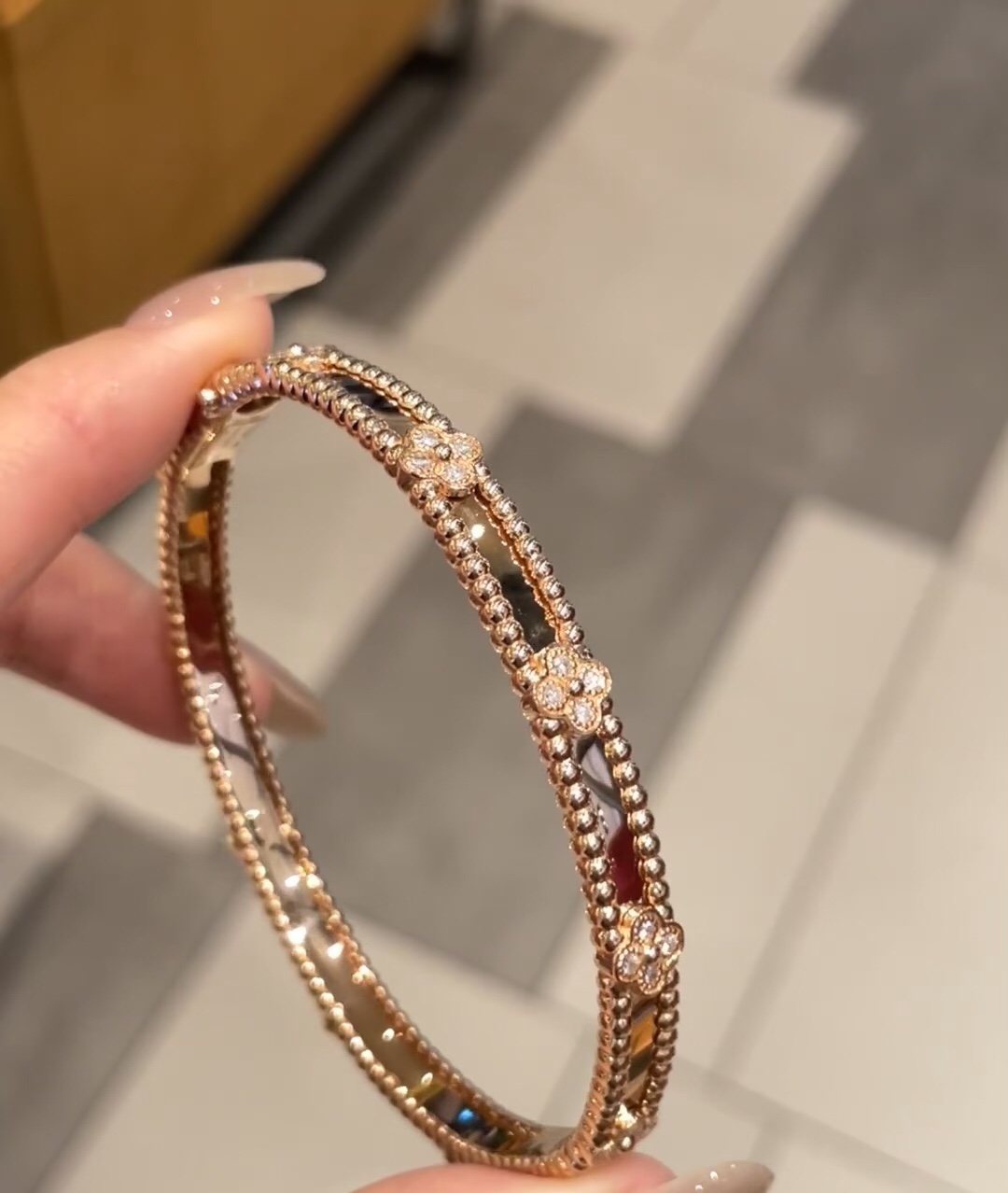 Narrow Kaleidoscope Bangle - Comprehensive 2