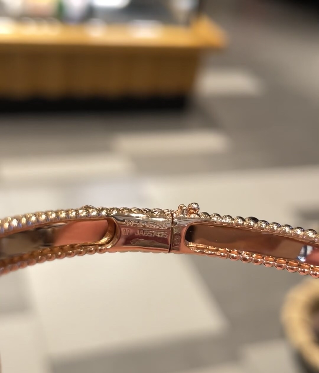 Narrow Kaleidoscope Bangle - Comprehensive 6