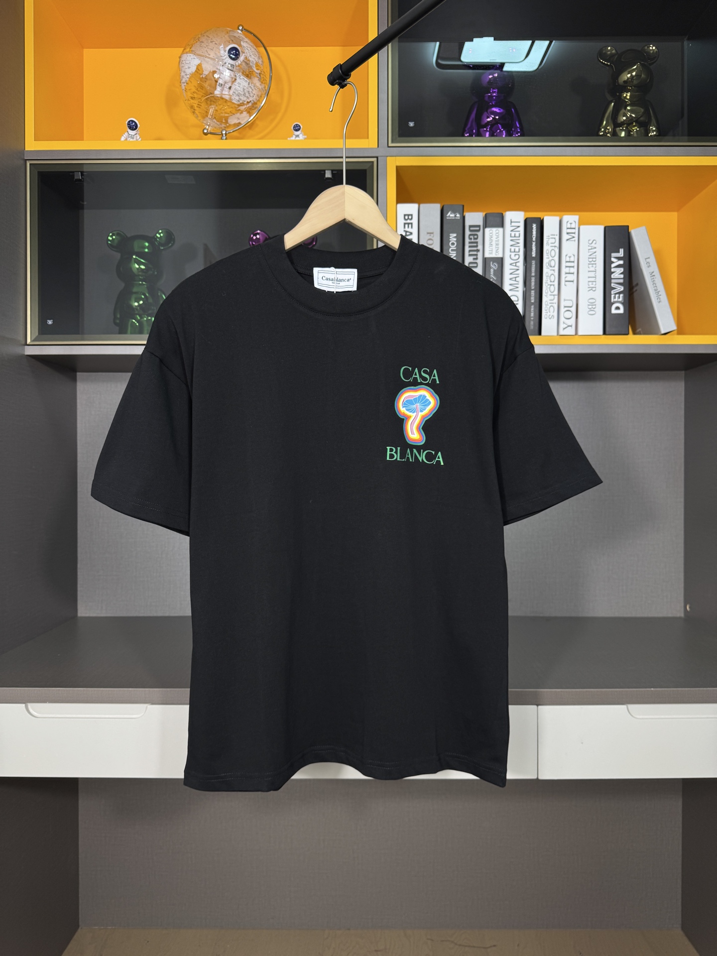 CASABLANCA短袖T恤新款C920
原版开发 采用280克高密度纯棉面料...