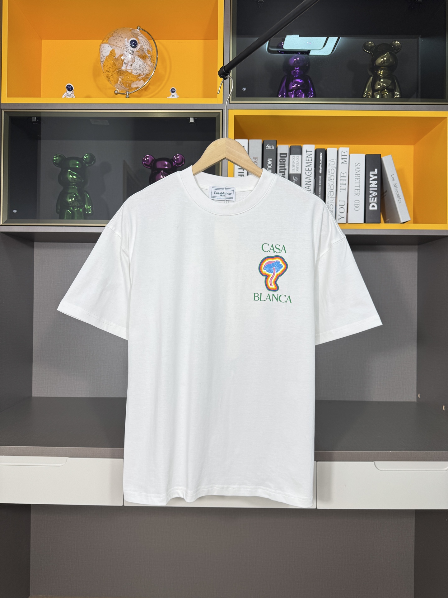 CASABLANCA短袖T恤新款C920
原版开发 采用280克高密度纯棉面料...