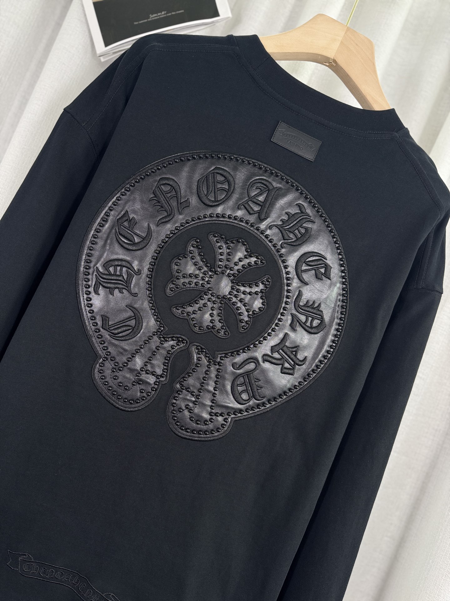 Chrome Hearts Camiseta de Manga Larga con Diseño de Brújula de Perlas 8 i1755320449386 8333 0 6