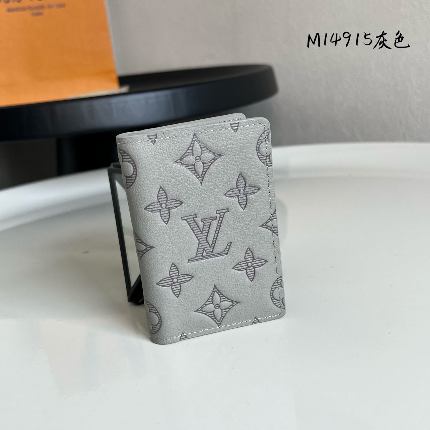 芯片版💕M14915灰色 头层牛皮制作！本款 以 Monogram Shadow 皮革焕新经典设计。