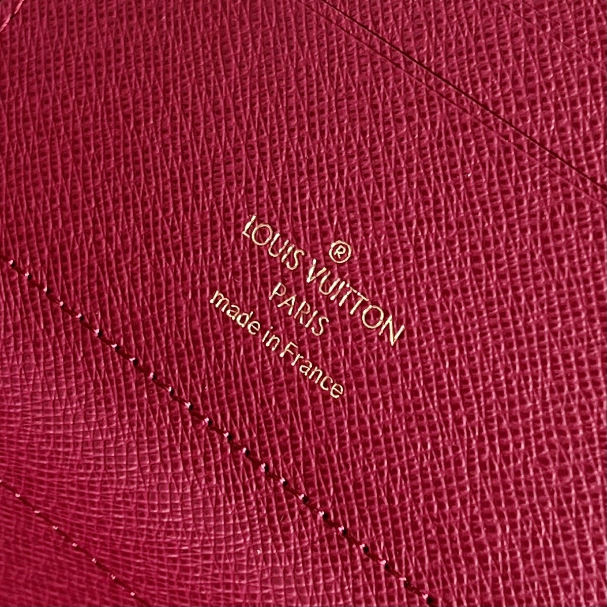 💕 顶级原单 M61731紫色 多功能卡包 此款钱夹采用柔软的Monogram 帆布制成!衬以颜色鲜艳的
