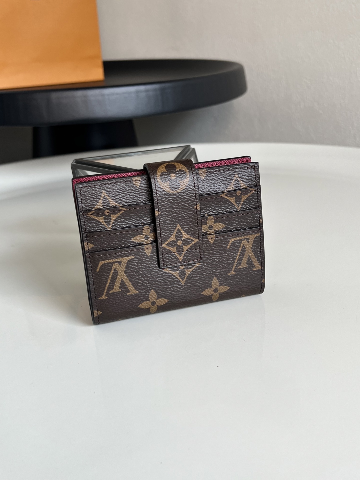 💕 顶级原单 M61731紫色 多功能卡包 此款钱夹采用柔软的Monogram 帆布制成!衬以颜色鲜艳的
