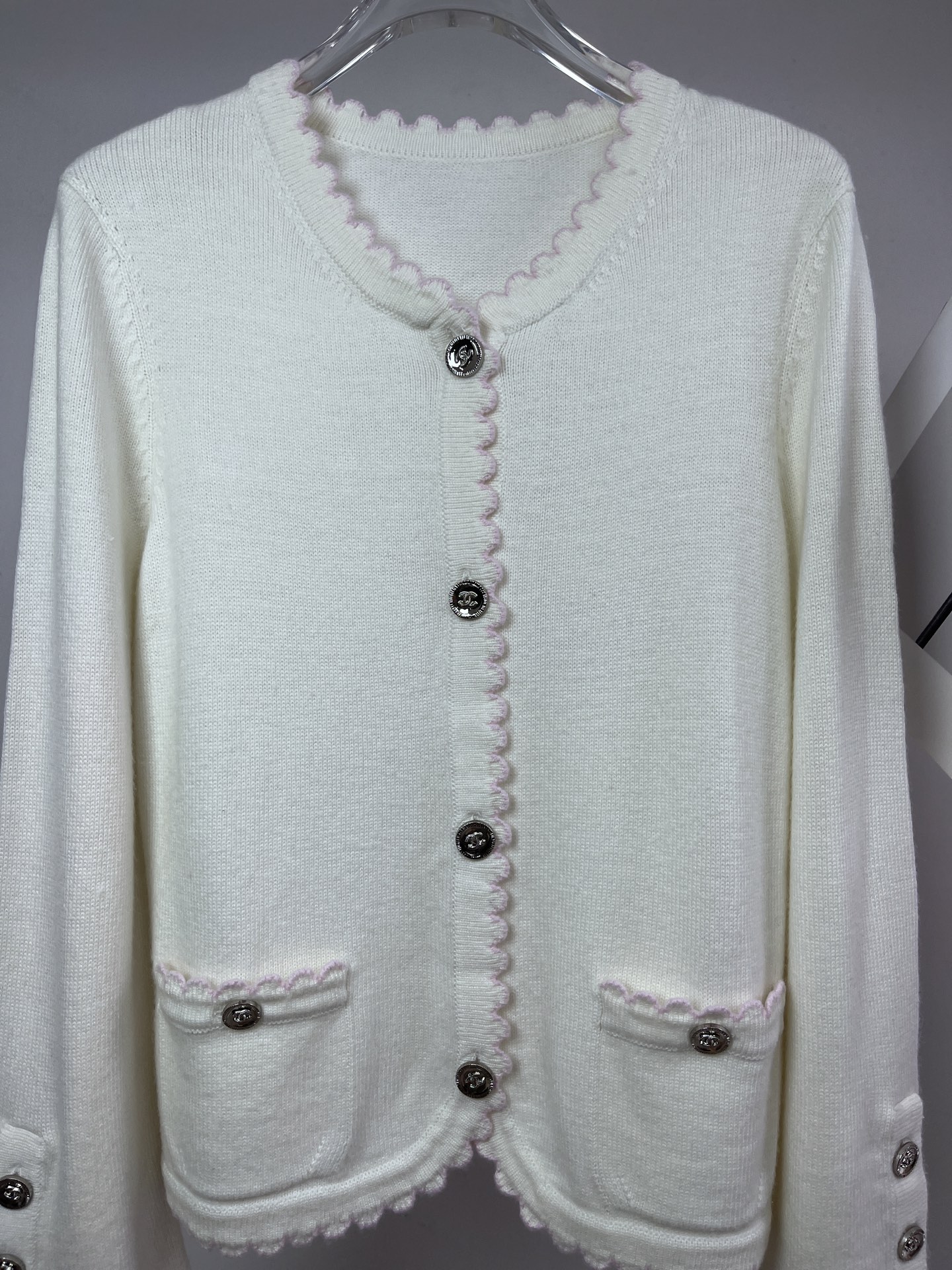 Elegant Chanel Cardigan with Lace Collar | Wool & Cashmere Blend 5 i1757383958494 9470 0 3