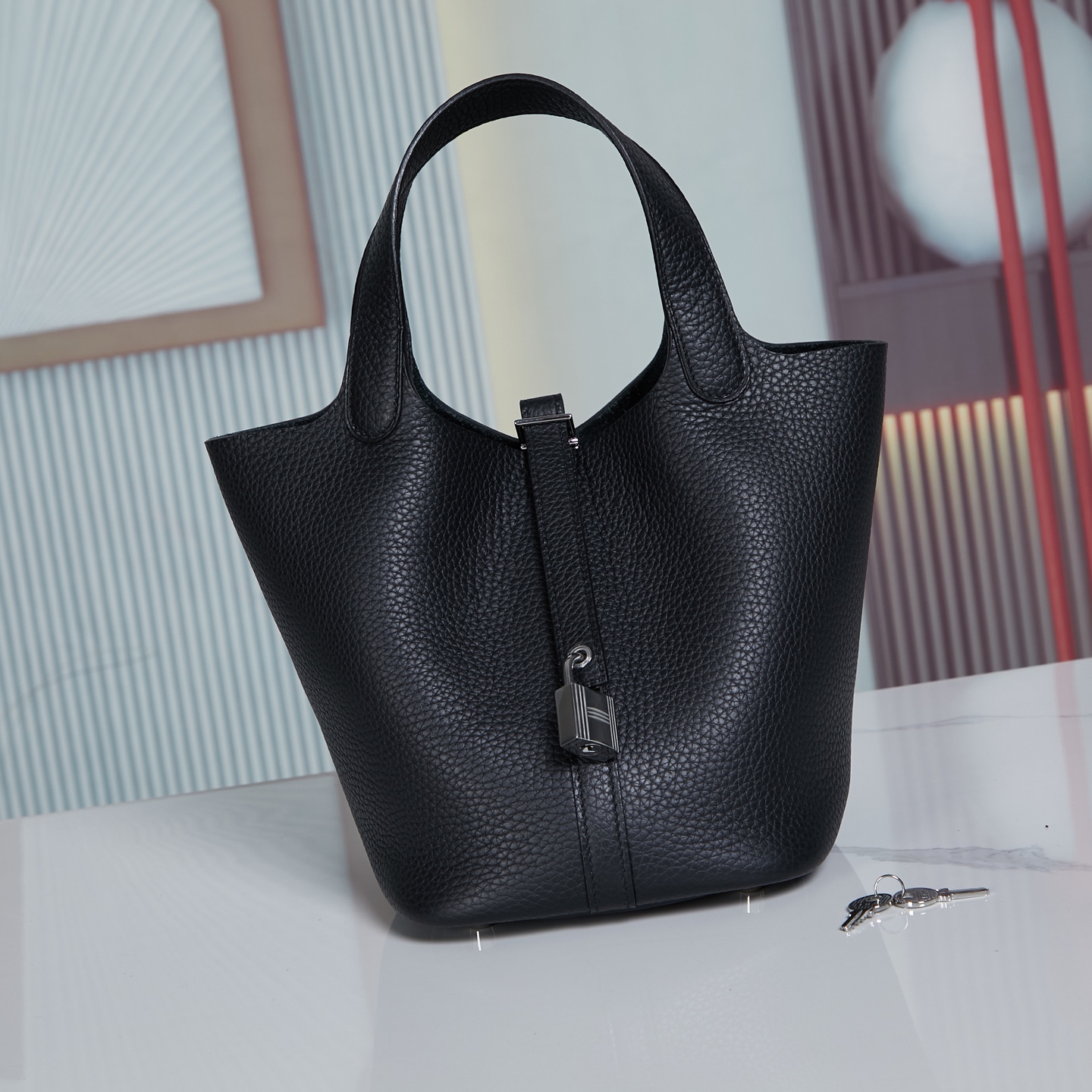 NO:699142,Hermes icotin Lock18 TC Leather Basket Bucket Women's Bag Black Silver Buckle,Hermes,hermes,Hermes,19860909爱马仕icotin Lock18 TC皮菜篮子水桶女包黑色银扣,爱马仕,hermes,Hermes,,Bag