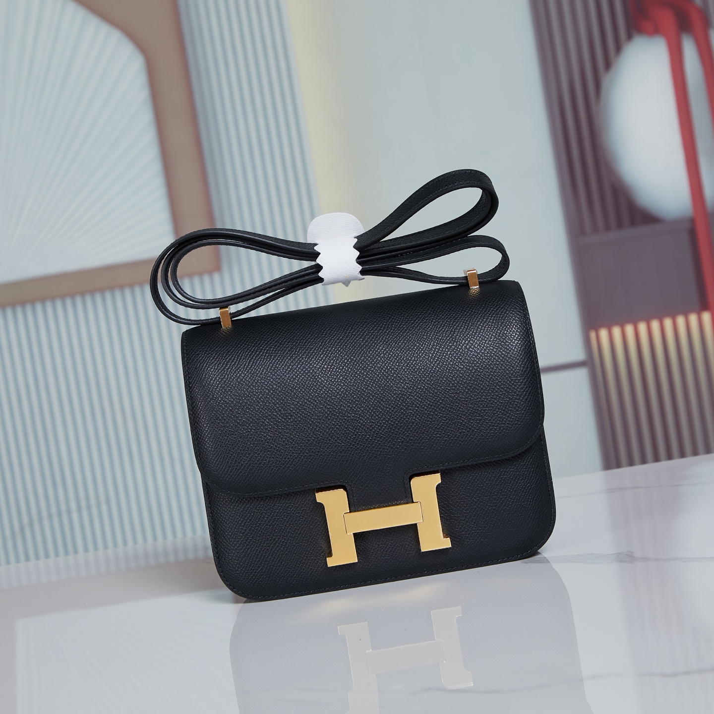 NO:699125,Hermes Constance 19 black gold Esom leather shoulder crossbody bag Exclusive channel goods Exclusive Z-level ceiling tail single assembly size 19*15*4 cm,Hermes,hermes,hermes,satchels,crossbody bags,cowhide,Hermes,19860909Hermes 爱马仕 Constance 19黑色金 Esom牛皮 单肩斜挎包 独家渠道货 独家Z级别天花板尾单组装货 尺寸19*15*4 cm,爱马仕,hermes,hermes,satchels,crossbody bags,cowhide,Hermes,,Bag