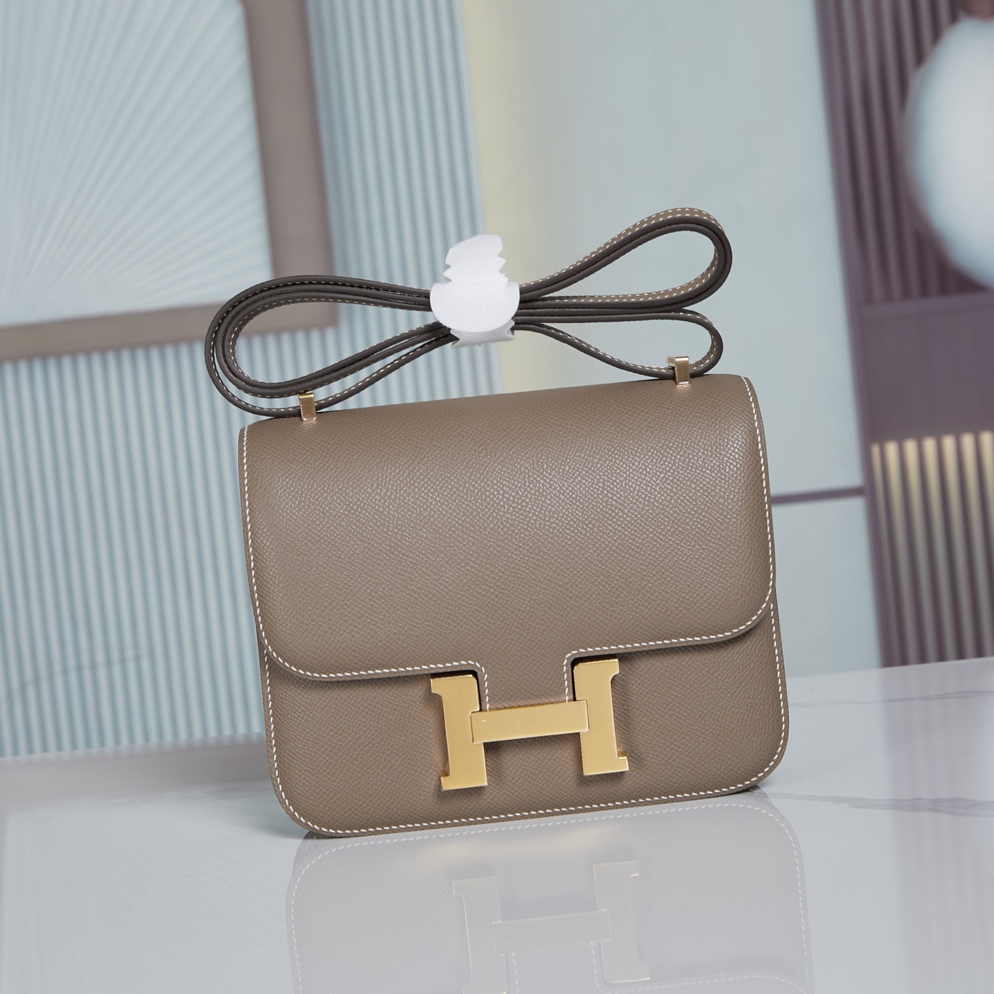 NO:699136,Hermes Constance 19 elephant gray gold buckle Esom cow leather shoulder crossbody bag exclusive channel goods exclusive Z-level ceiling tail single assembly size 19*15*4 cm, Hermes, hermes, hermes, satchels, crossbody bags, cowhide, Hermes,19860909Hermes 爱马仕 Constance 19大象灰金扣 Esom牛皮 单肩斜挎包 独家渠道货 独家Z级别天花板尾单组装货 尺寸19*15*4 cm,爱马仕,hermes,hermes,satchels,crossbody bags,cowhide,Hermes,,Bag