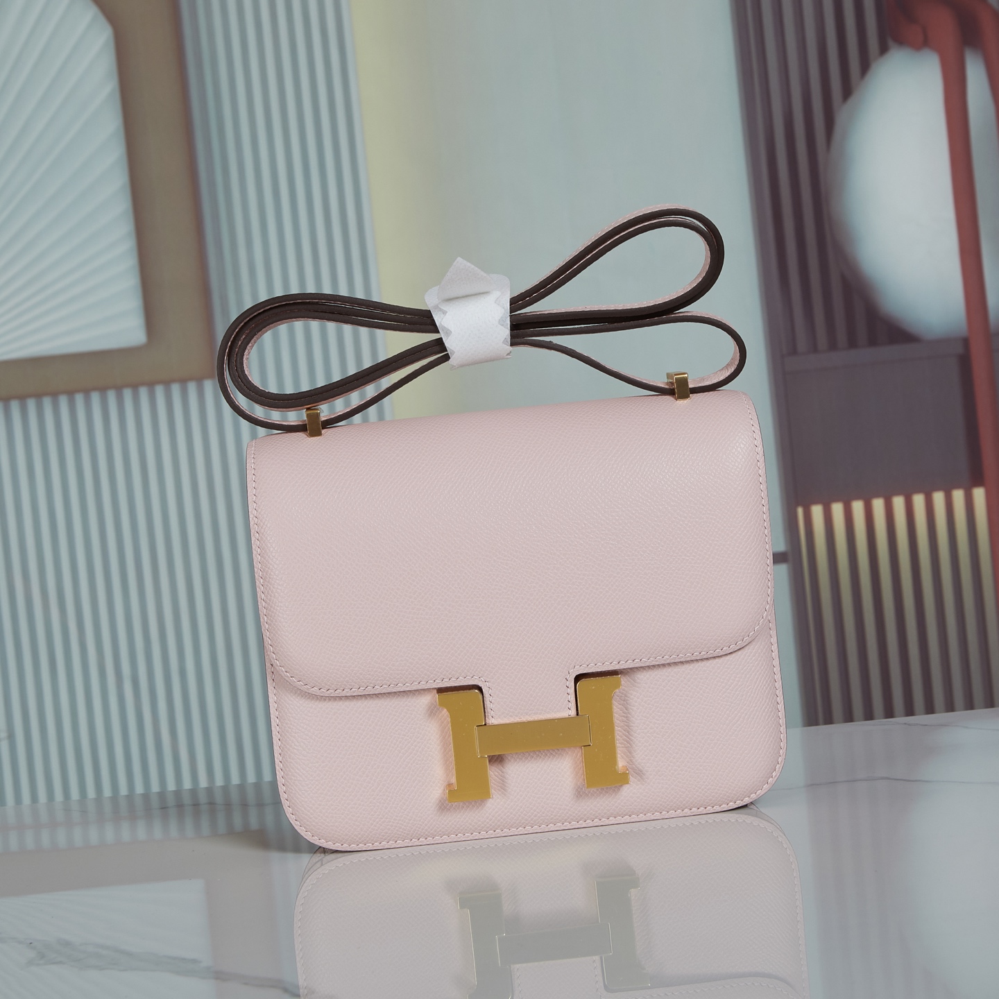 NO:699138,Hermes Constance 3Q cherry blossom pink gold buckle Esom cow leather shoulder crossbody bag exclusive channel goods exclusive Z-level ceiling tail single assembly size 19*15*4 cm, Hermes, hermes, hermes, satchels, crossbody bags, cowhide, Hermes,19860909Hermes 爱马仕 Constance 3Q樱花粉金扣 Esom牛皮 单肩斜挎包 独家渠道货 独家Z级别天花板尾单组装货 尺寸19*15*4 cm,爱马仕,hermes,hermes,satchels,crossbody bags,cowhide,Hermes,,Bag